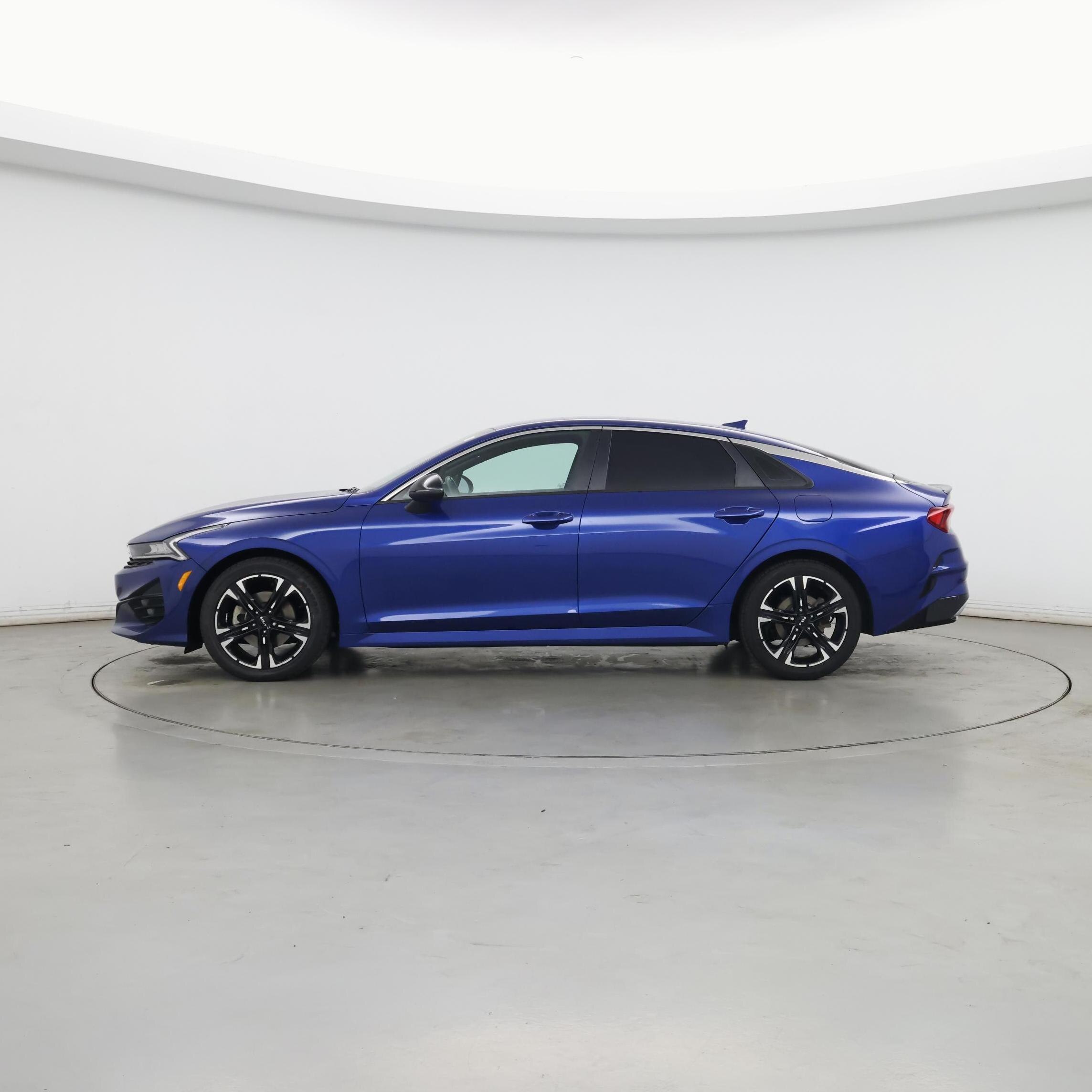 Thumbnail: 2022 Kia K5 - 3
