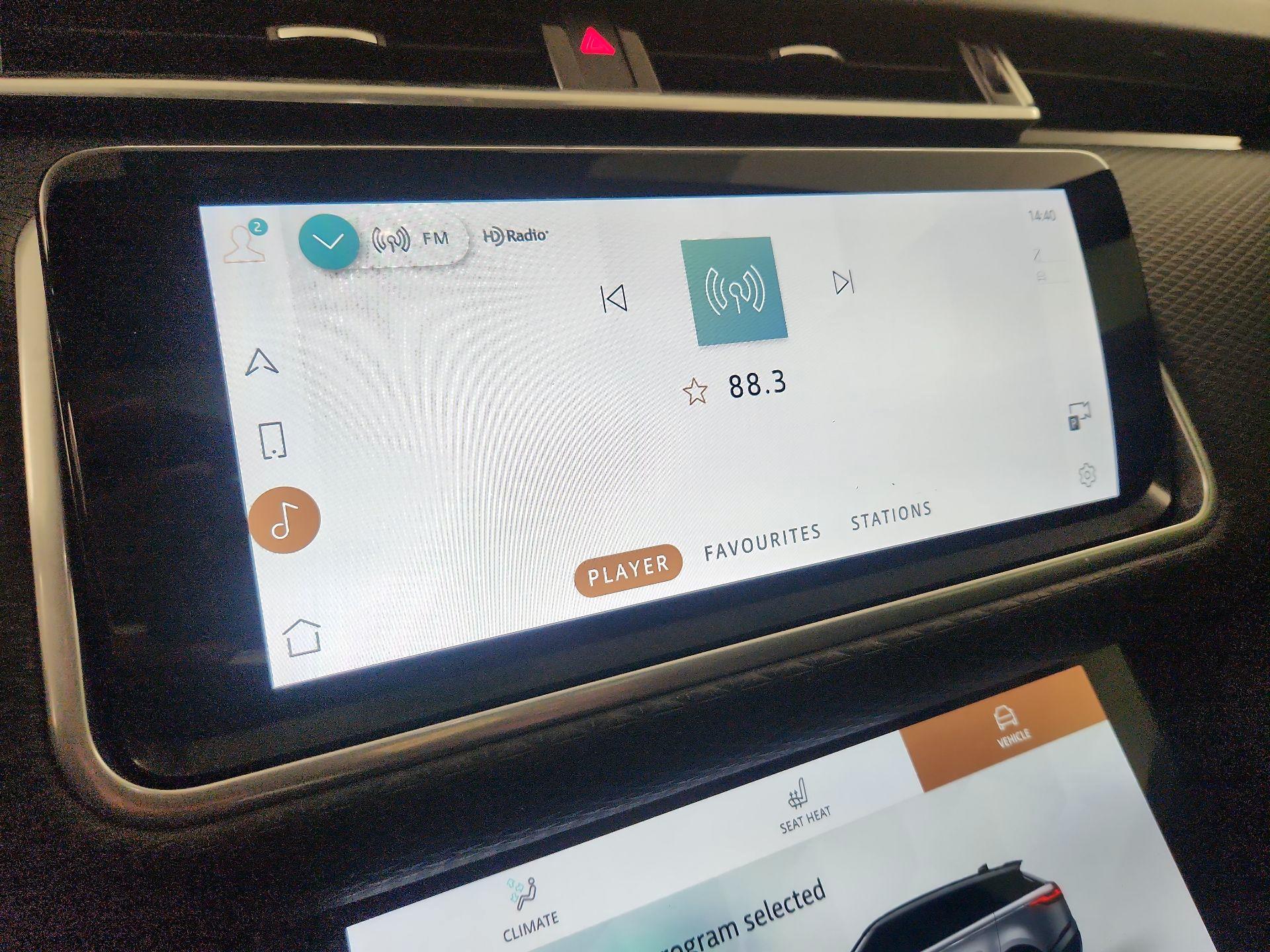 Thumbnail: 2022 Land Rover Range Rover Velar - 14