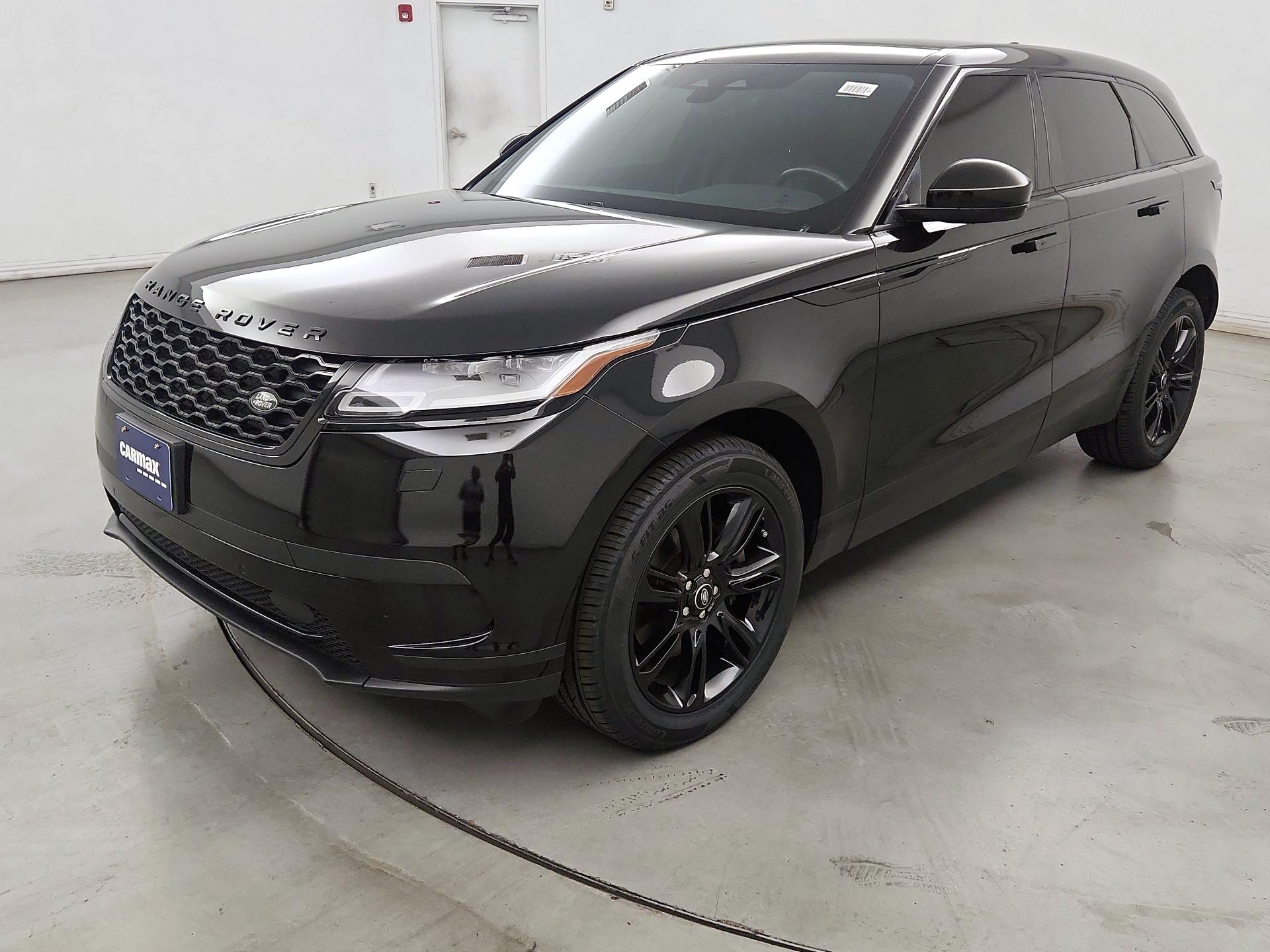 Thumbnail: 2022 Land Rover Range Rover Velar - 3