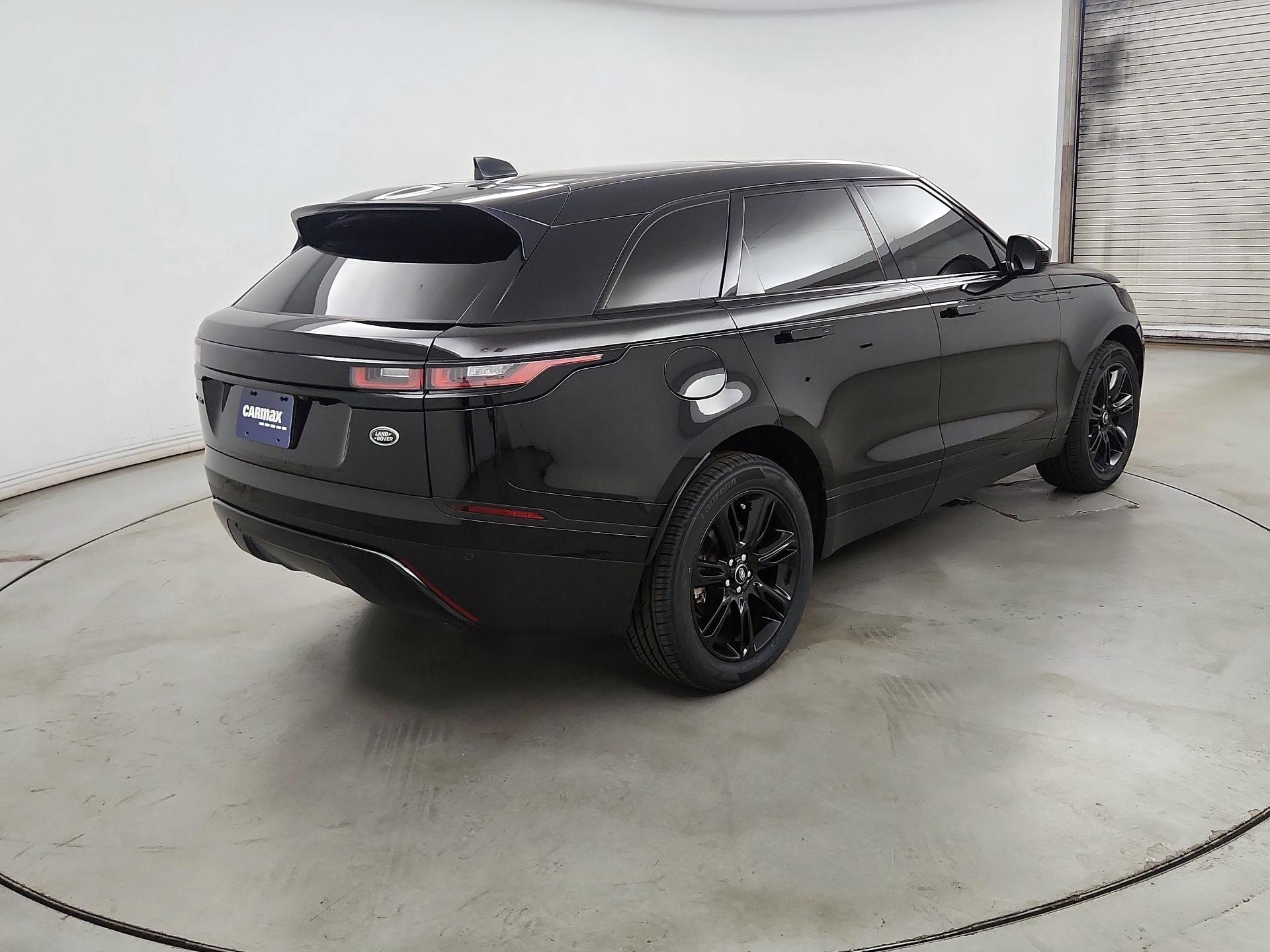 Thumbnail: 2022 Land Rover Range Rover Velar - 5