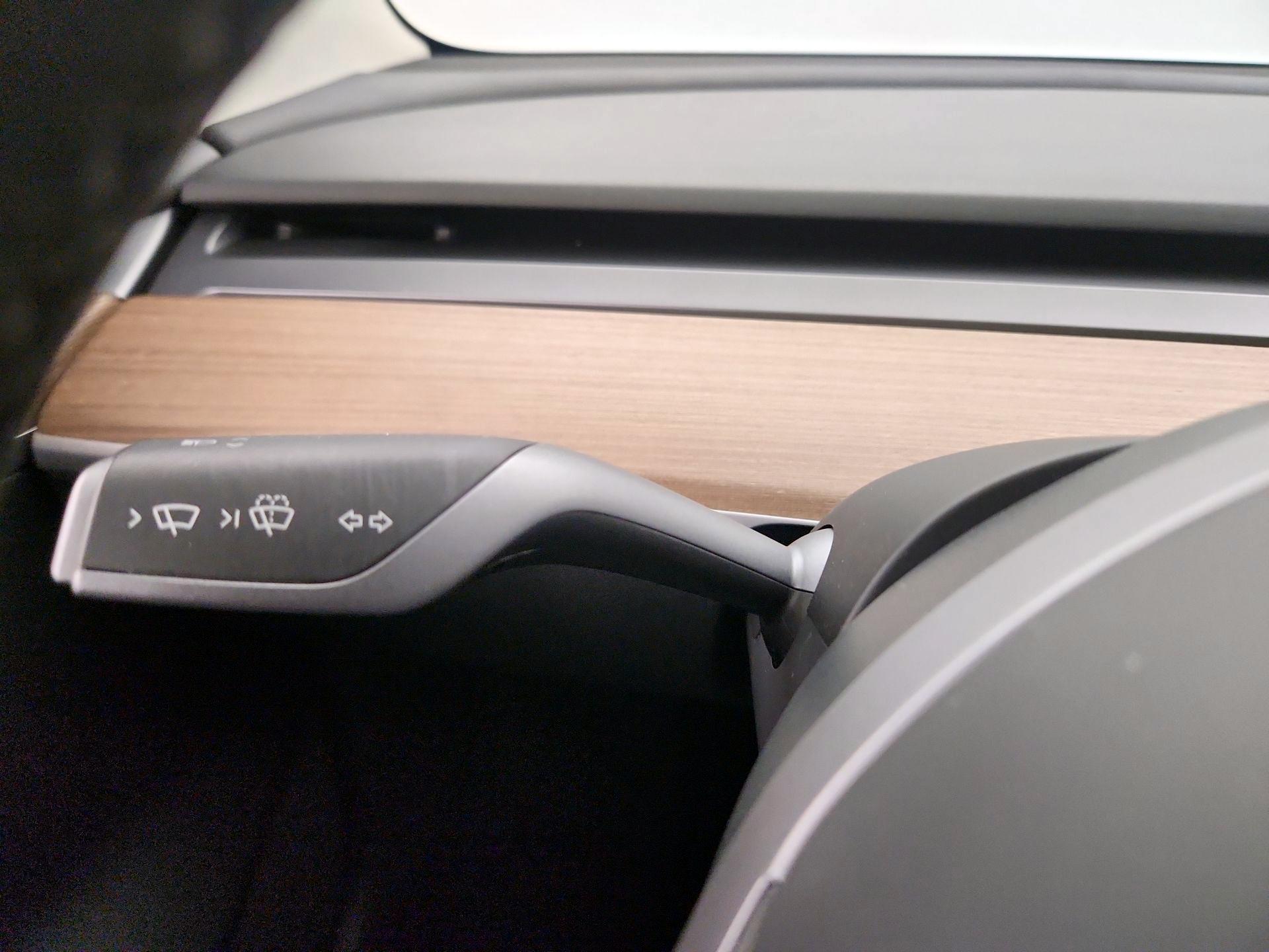 Thumbnail: 2023 Tesla Model 3 - 11
