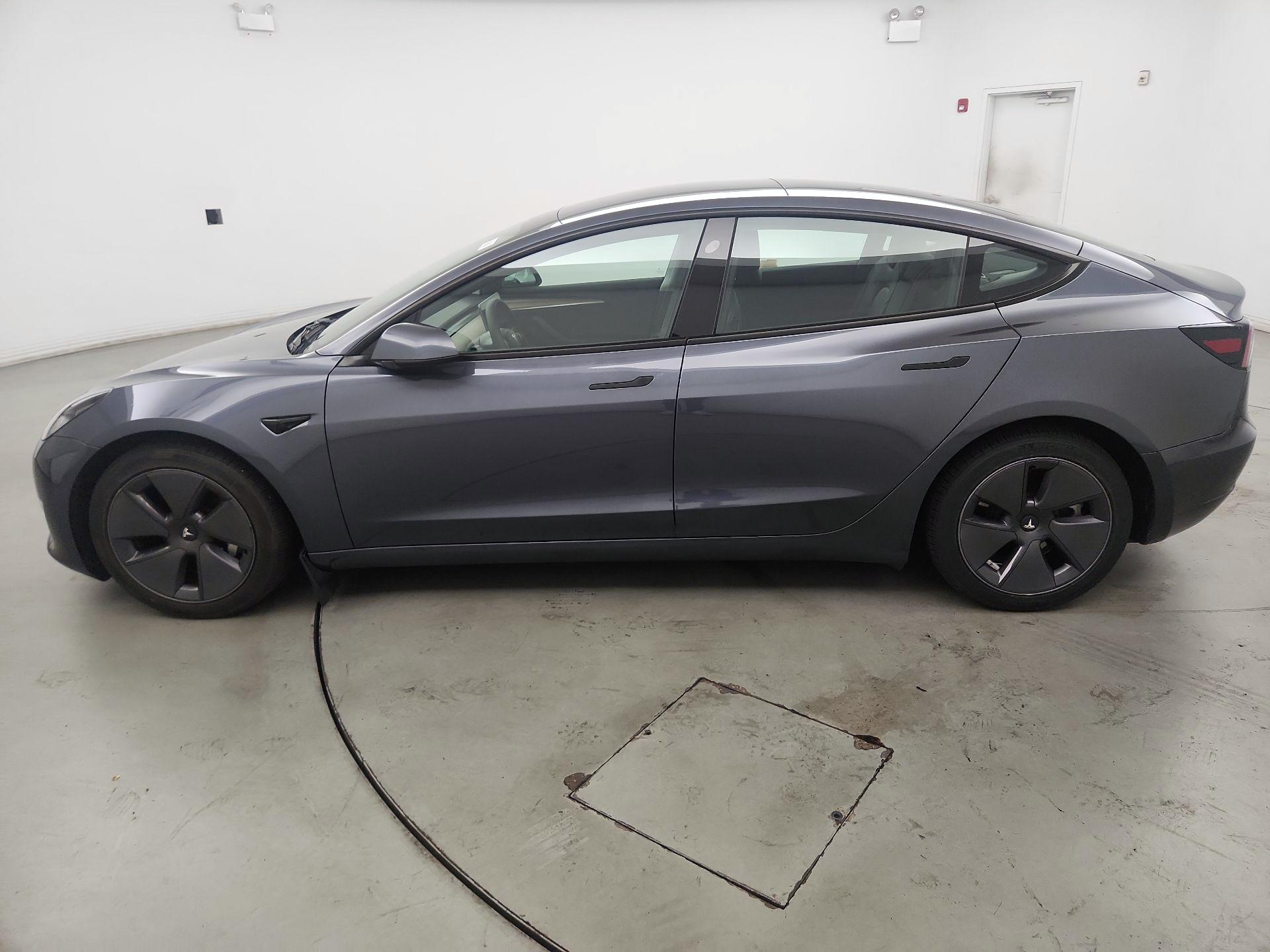 Thumbnail: 2023 Tesla Model 3 - 4