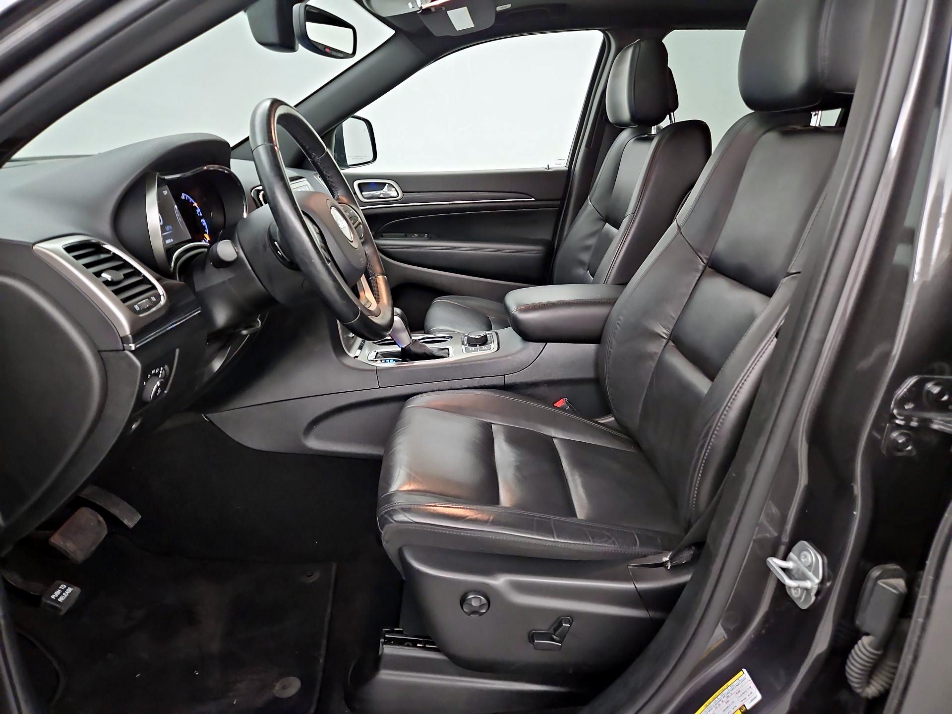 Thumbnail: 2020 Jeep Grand Cherokee - 11