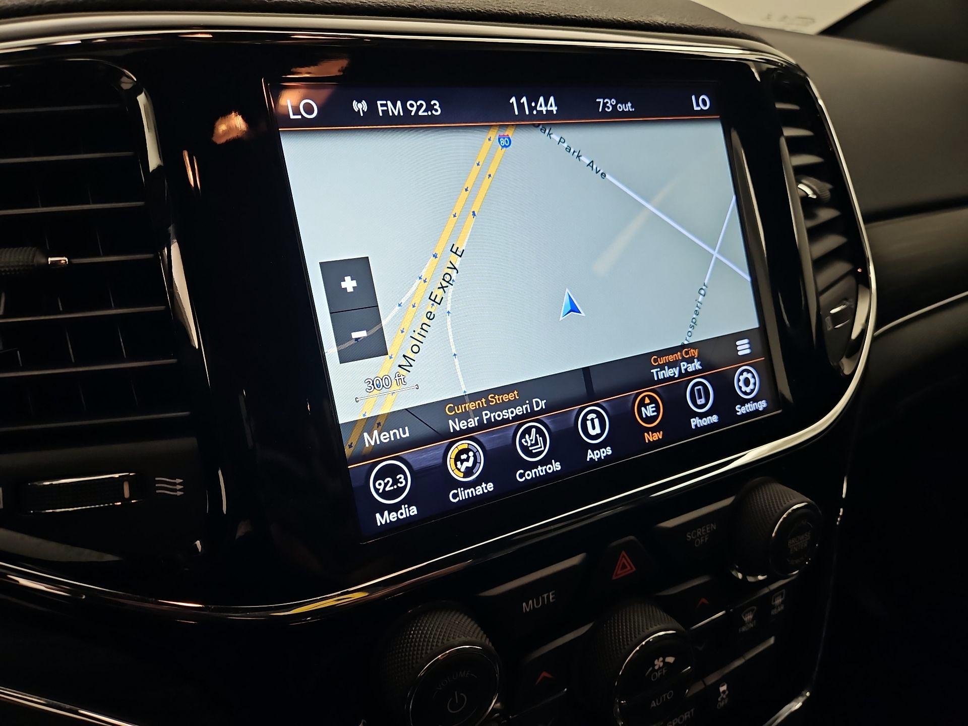Thumbnail: 2020 Jeep Grand Cherokee - 14