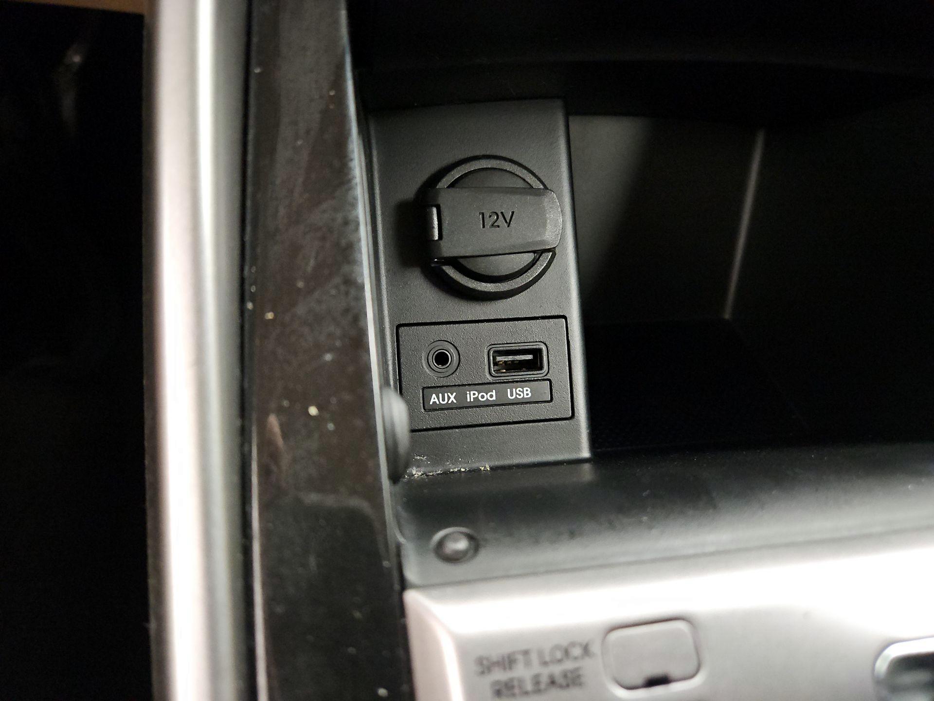 Thumbnail: 2013 Hyundai Elantra - 17