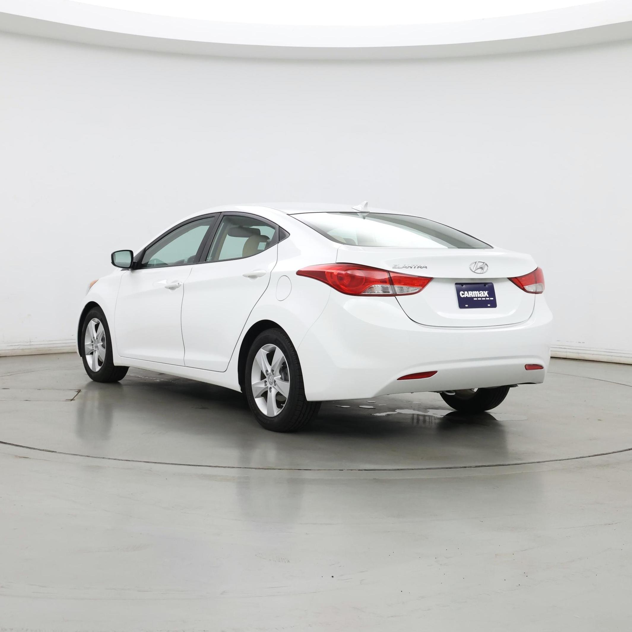 Thumbnail: 2013 Hyundai Elantra - 2
