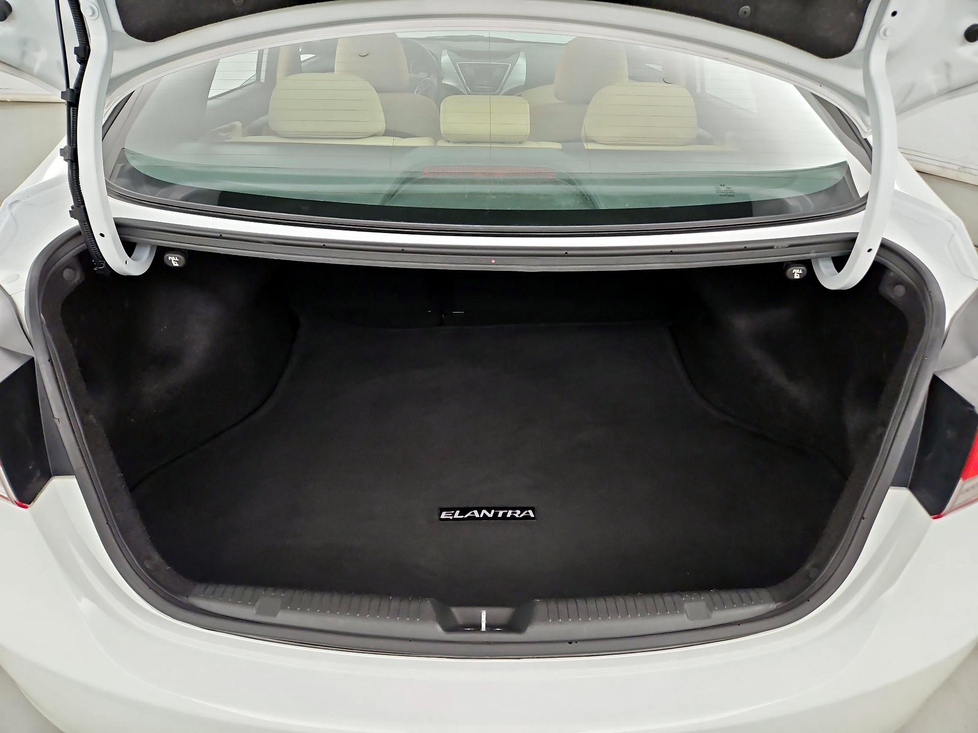 Thumbnail: 2013 Hyundai Elantra - 19