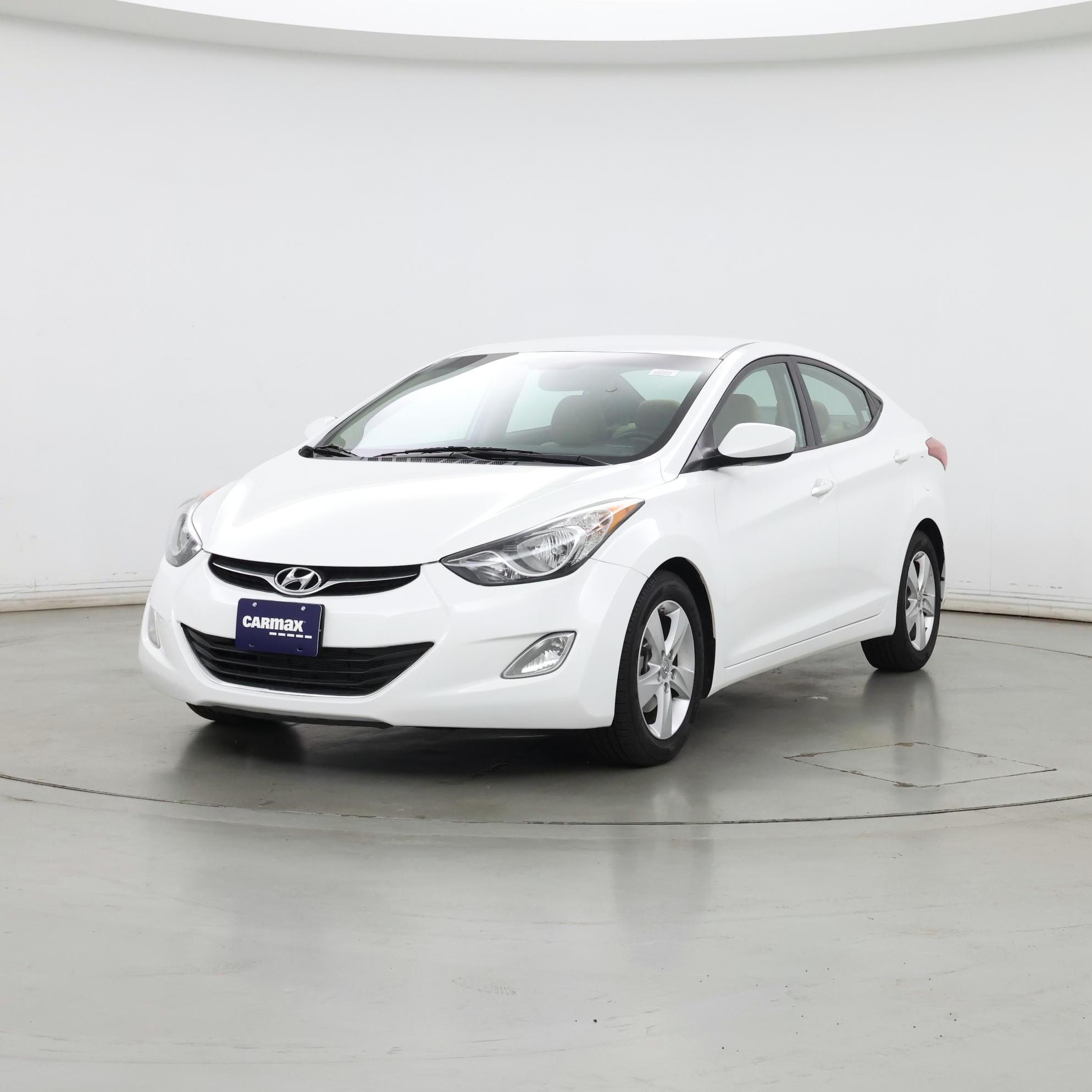 Thumbnail: 2013 Hyundai Elantra - 4