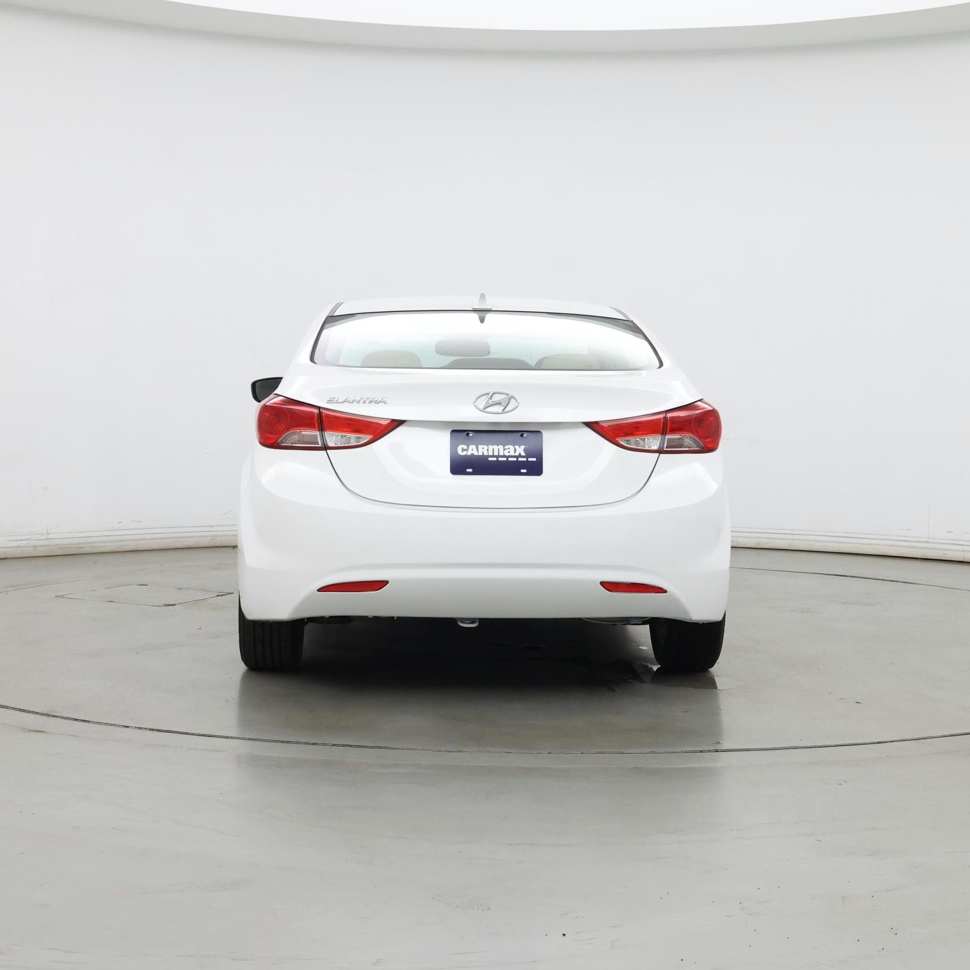 Thumbnail: 2013 Hyundai Elantra - 6
