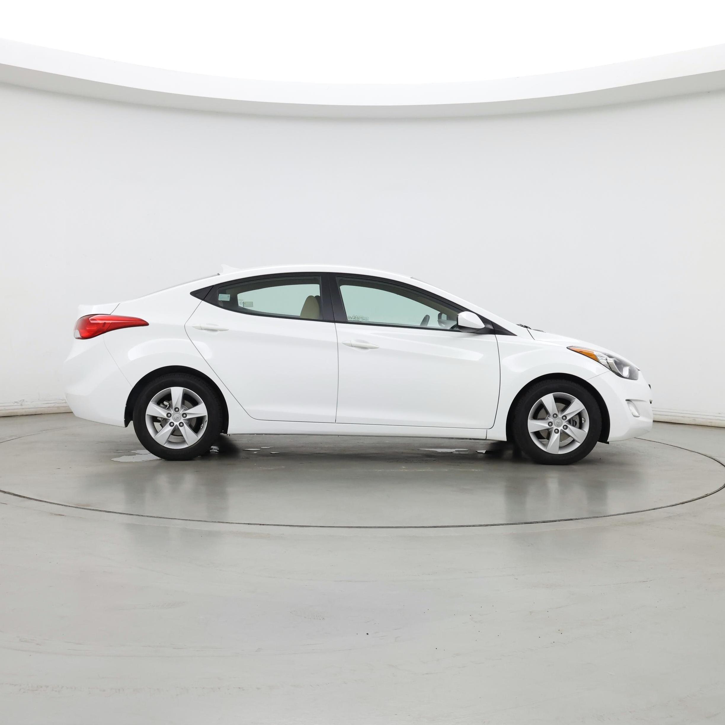 Thumbnail: 2013 Hyundai Elantra - 7