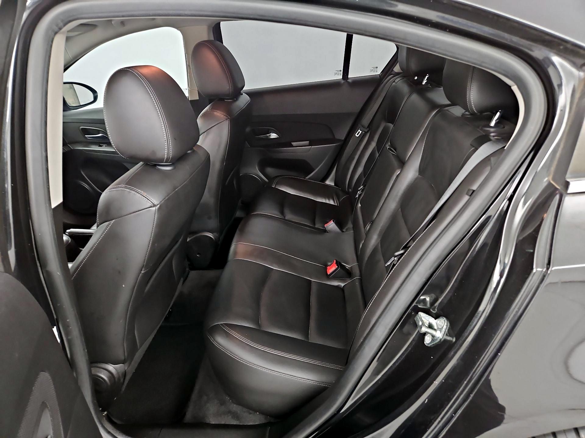 Thumbnail: 2016 Chevrolet Cruze - 18