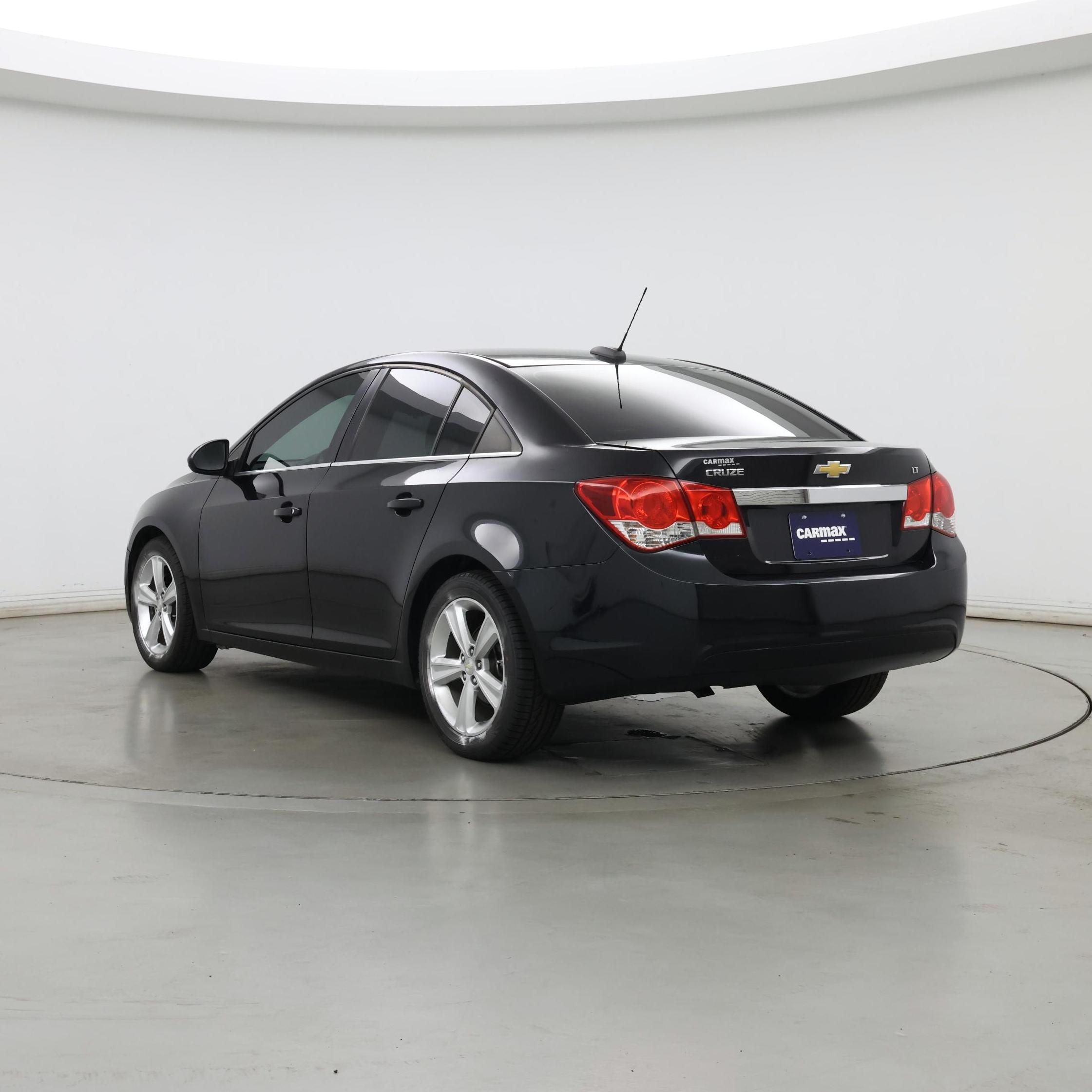 Thumbnail: 2016 Chevrolet Cruze - 2