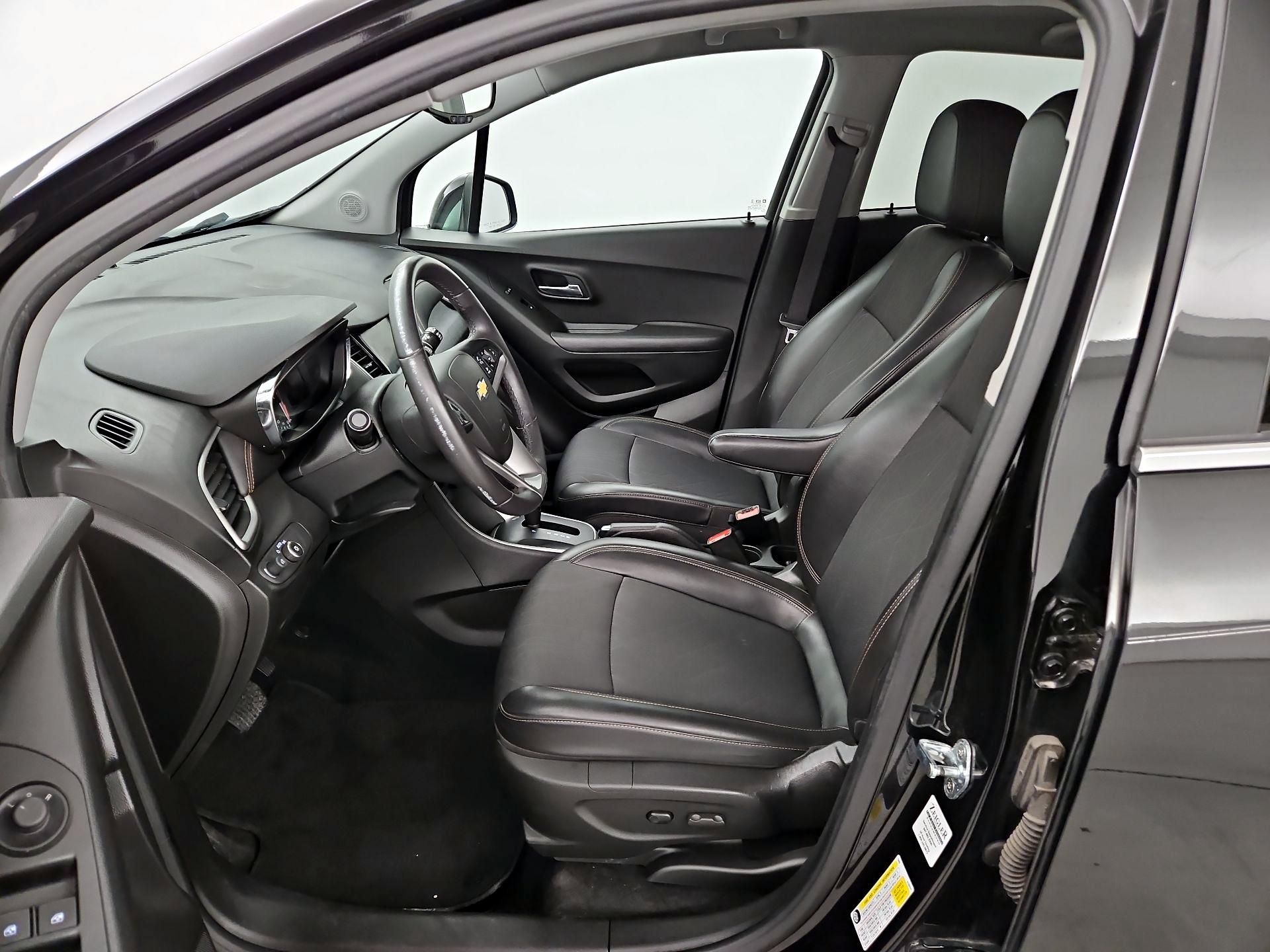 Thumbnail: 2020 Chevrolet Trax - 11