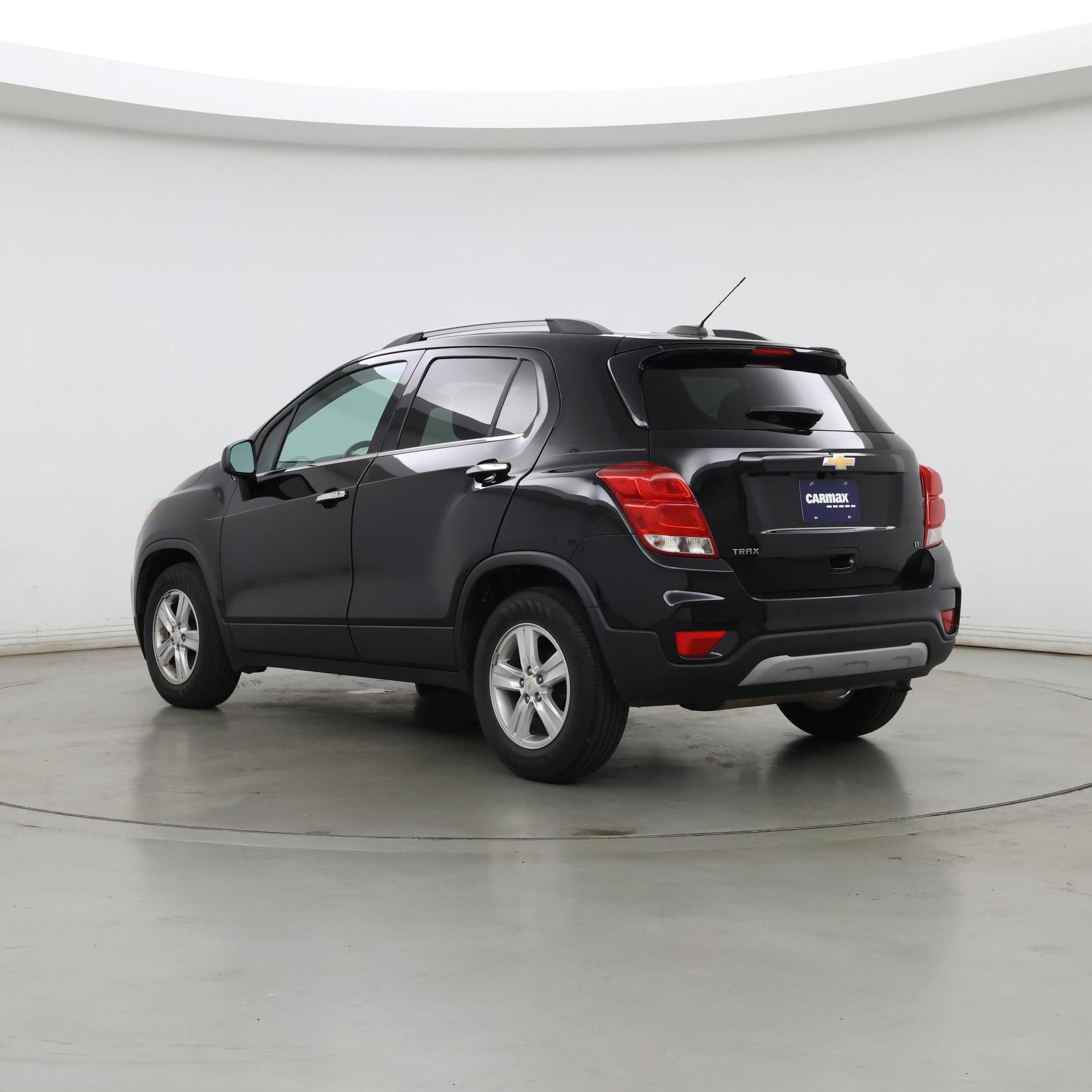 Thumbnail: 2020 Chevrolet Trax - 2