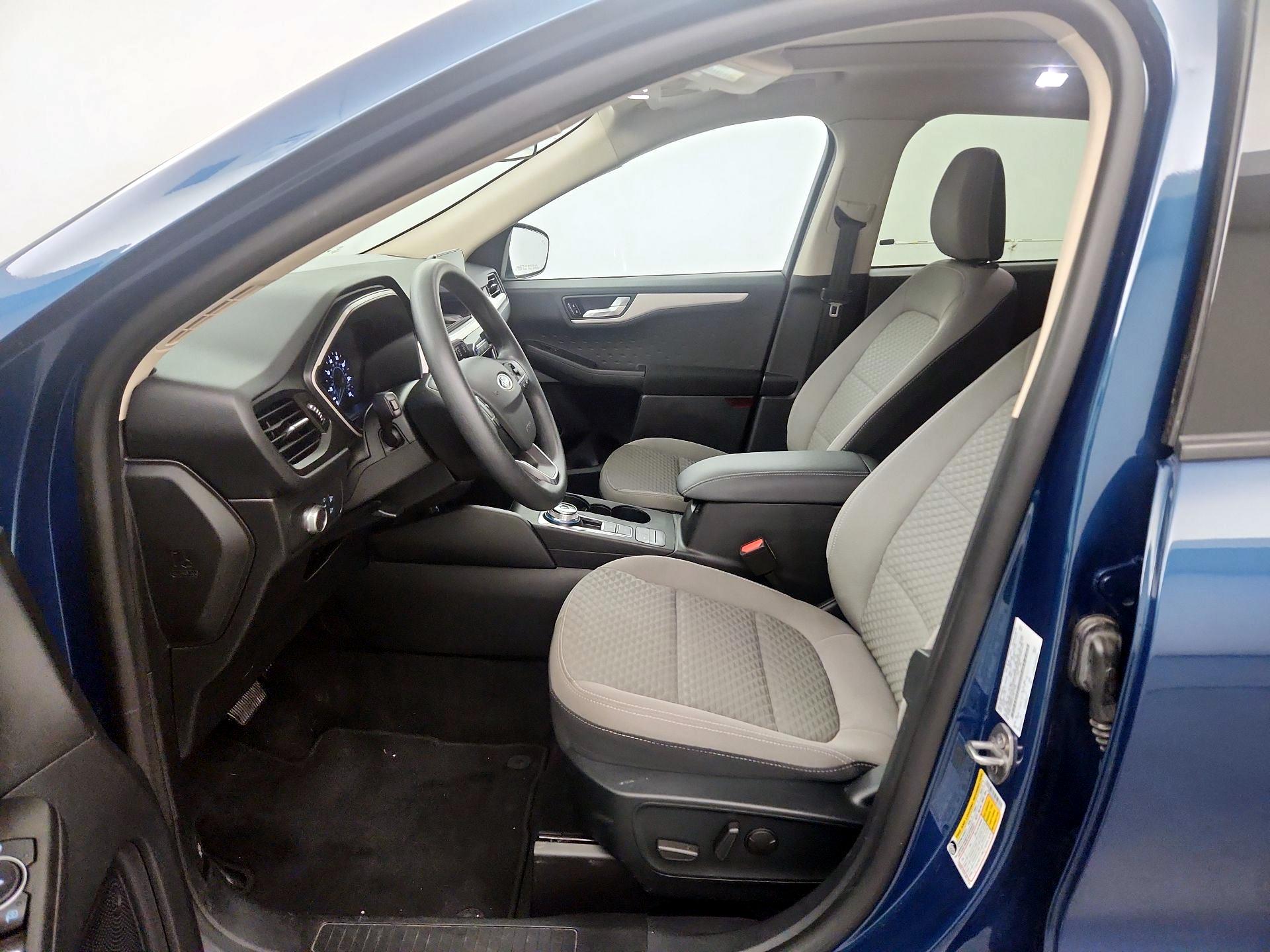 Thumbnail: 2020 Ford Escape - 9