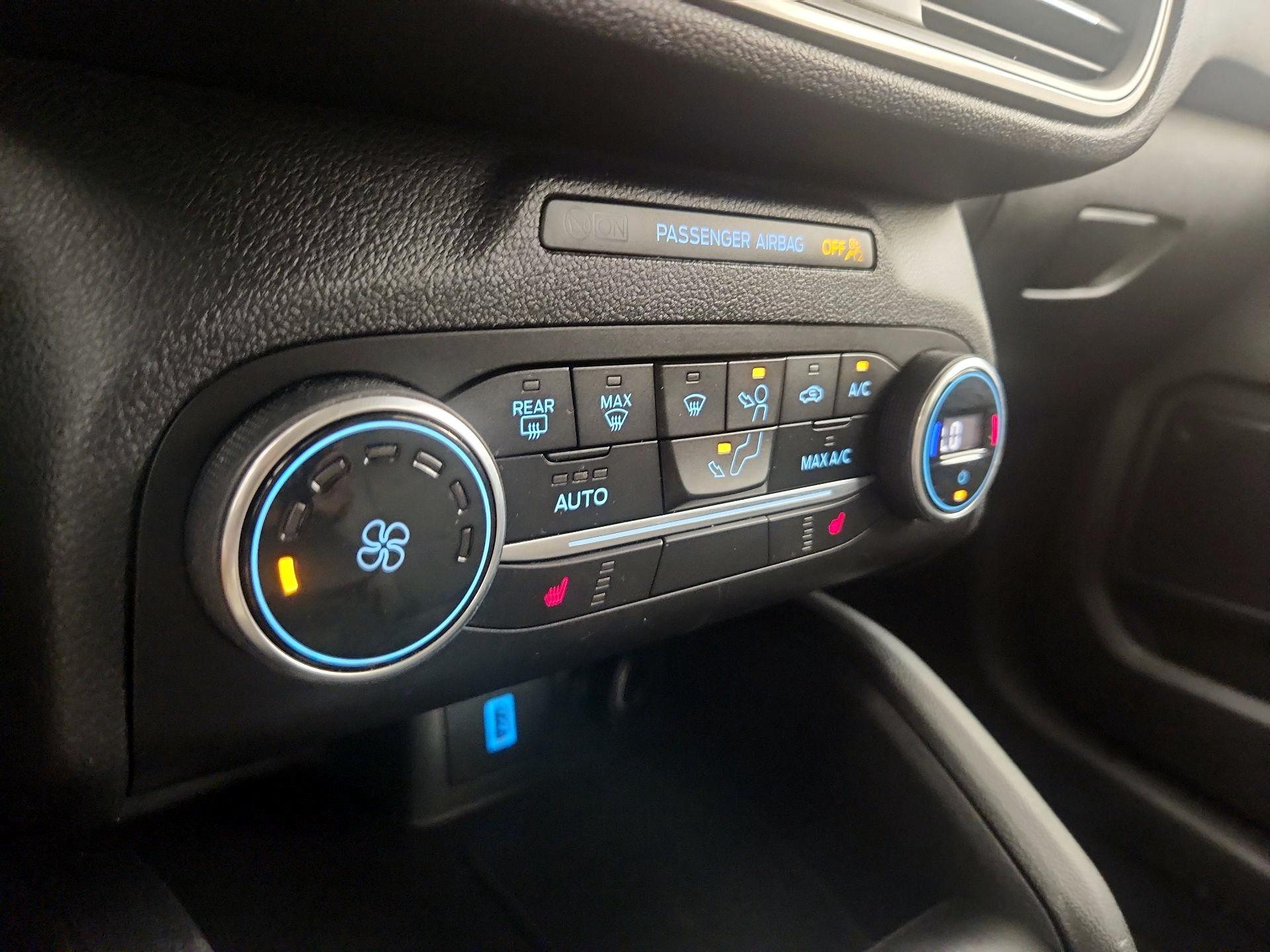 Thumbnail: 2020 Ford Escape - 14