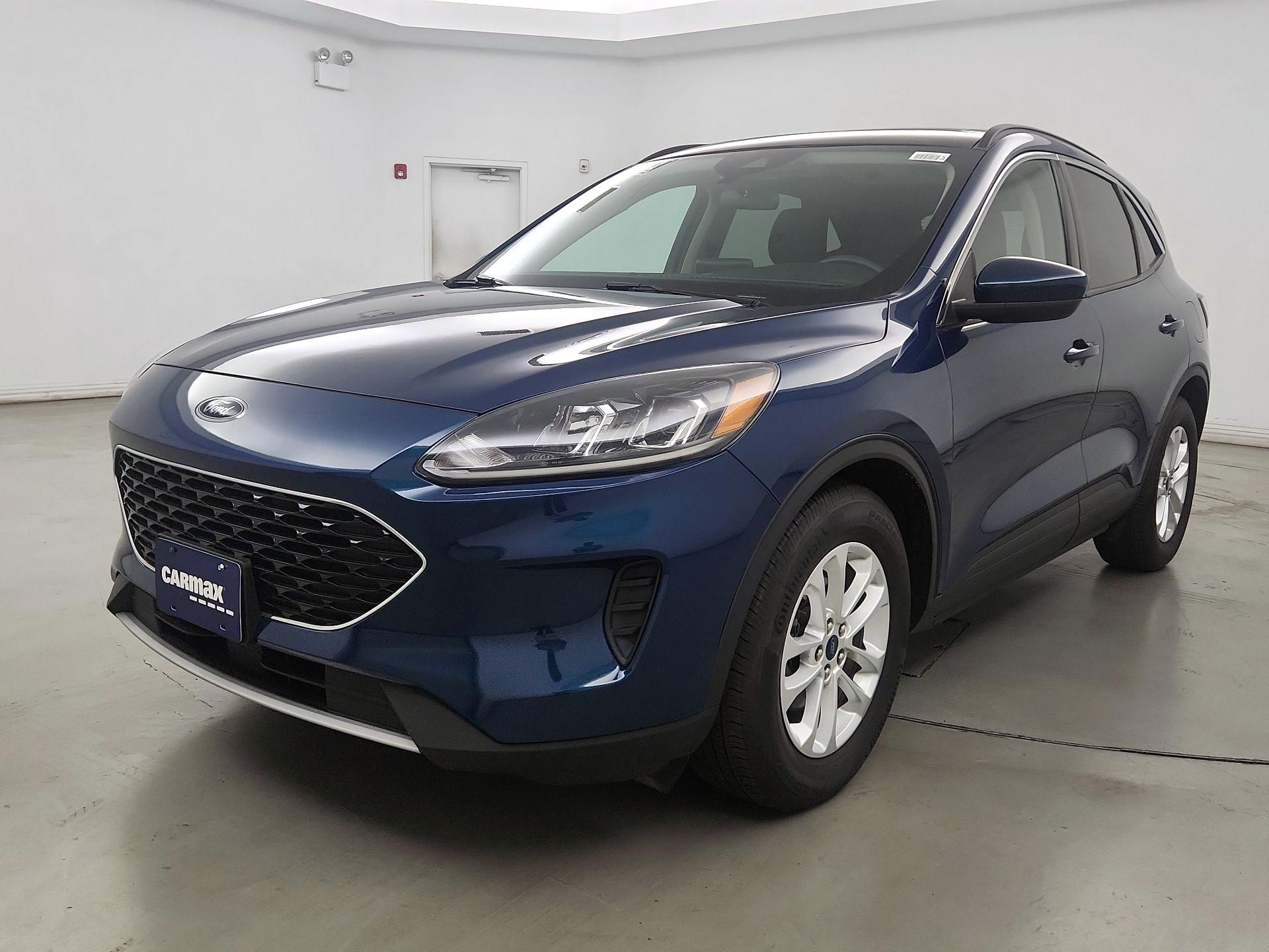 Thumbnail: 2020 Ford Escape - 3