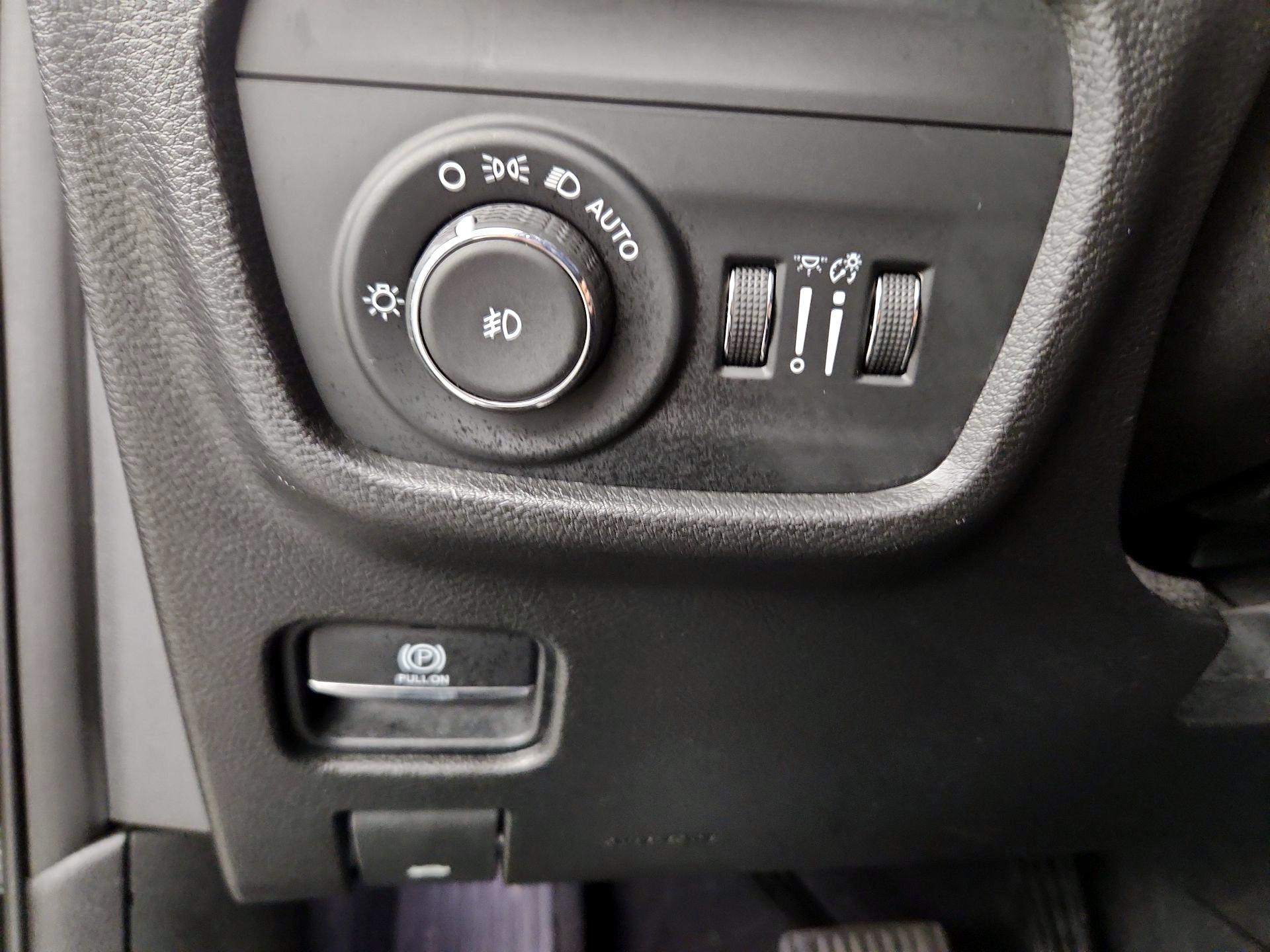 Thumbnail: 2021 Jeep Grand Cherokee L - 13