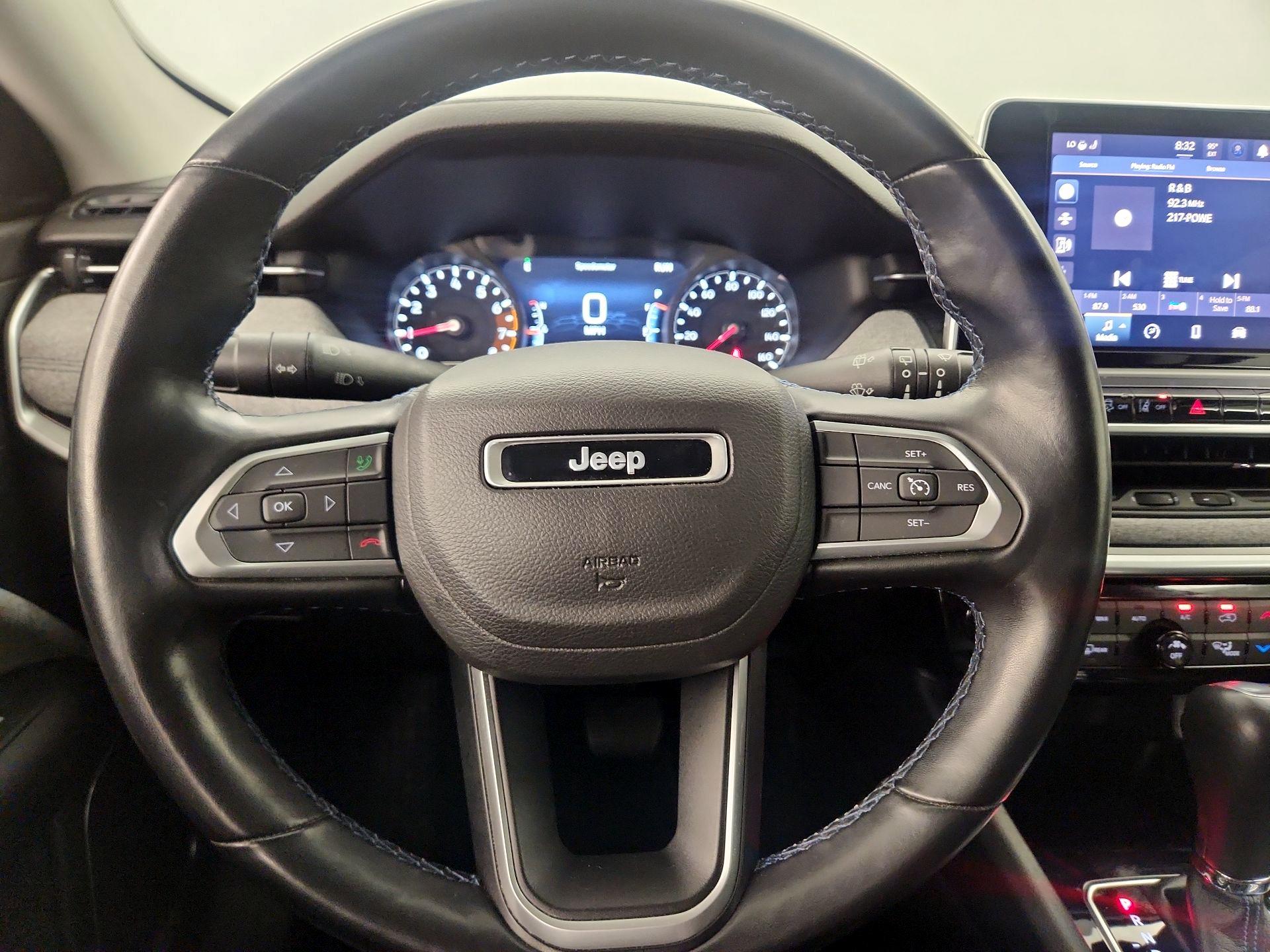 Thumbnail: 2022 Jeep Compass - 10