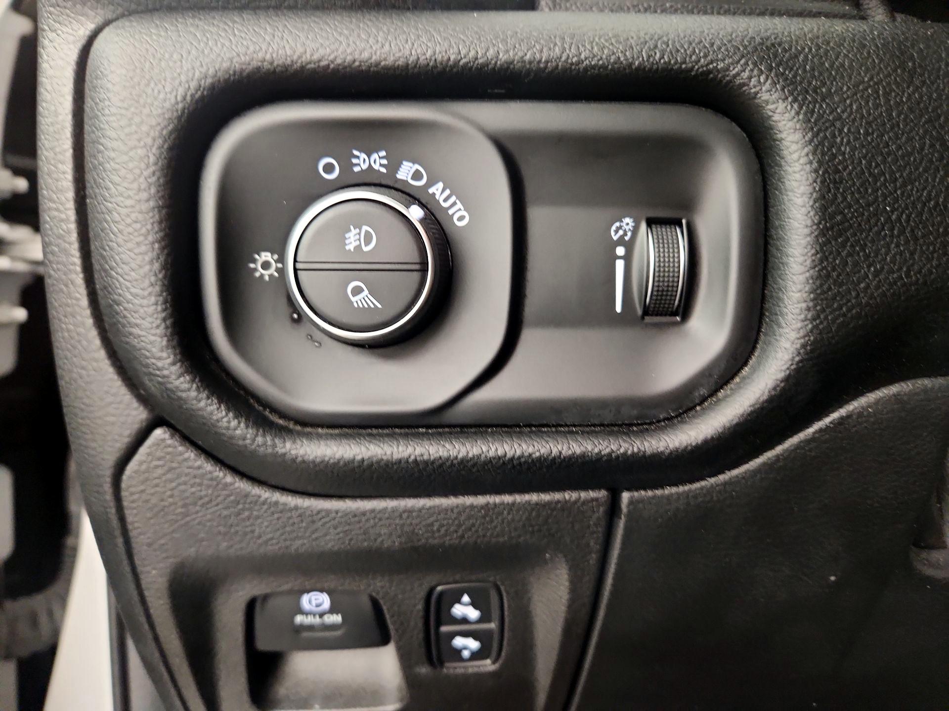 Thumbnail: 2022 RAM 1500 - 13