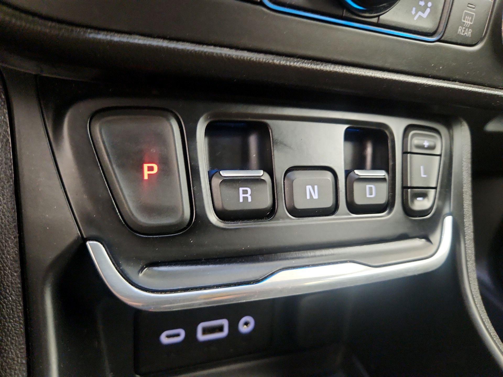 Thumbnail: 2021 GMC Terrain - 17