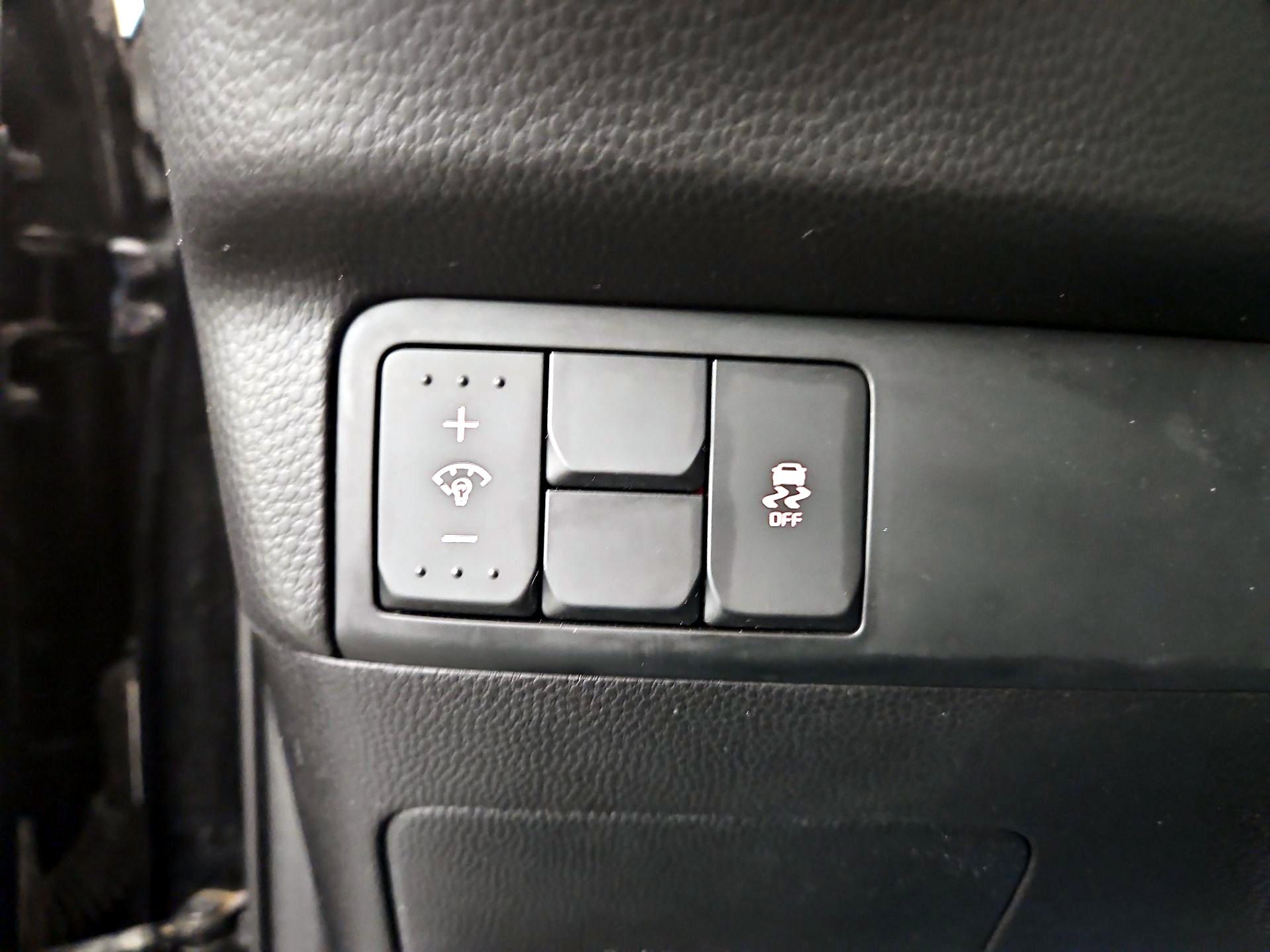 Thumbnail: 2016 Kia Soul - 13