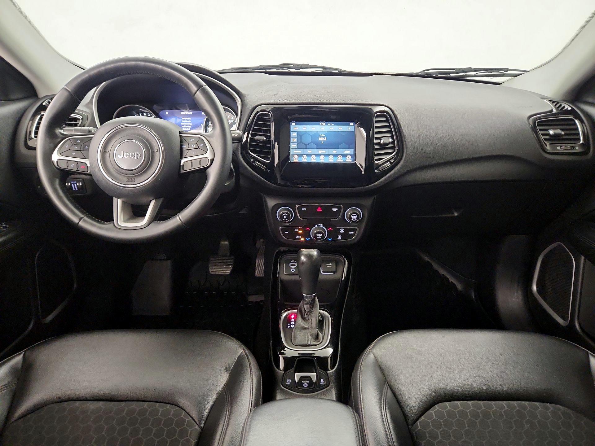 Thumbnail: 2019 Jeep Compass - 9