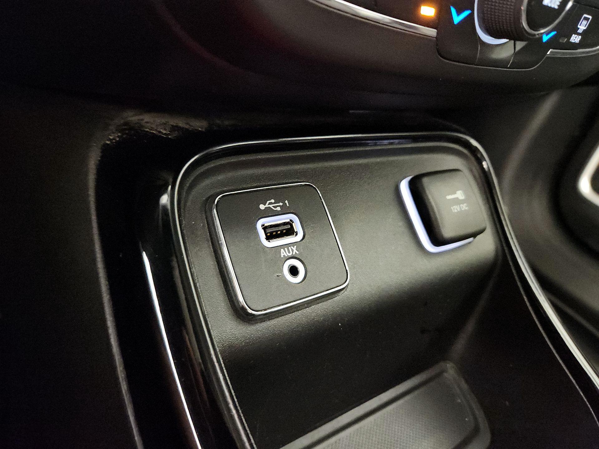 Thumbnail: 2019 Jeep Compass - 18