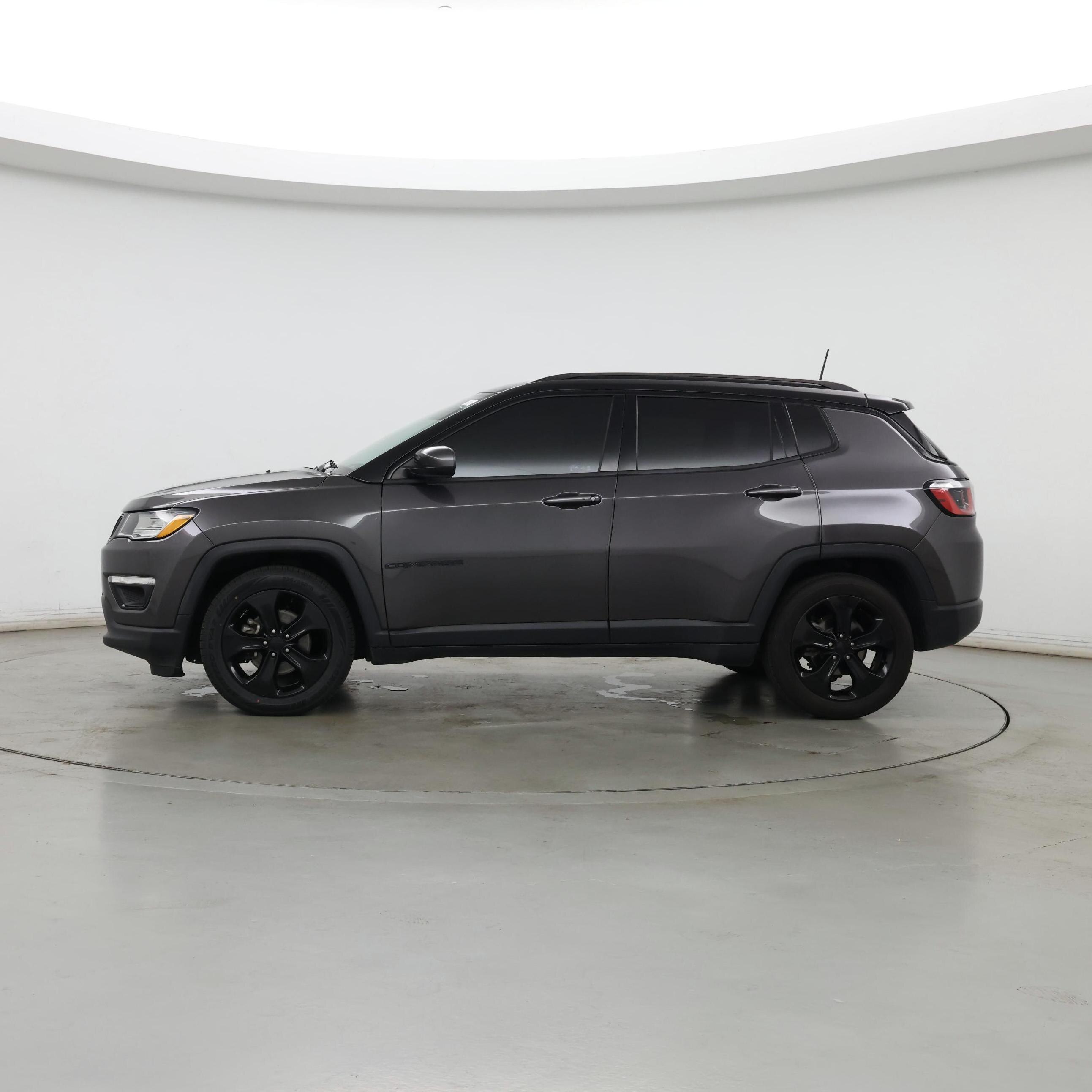 Thumbnail: 2019 Jeep Compass - 3