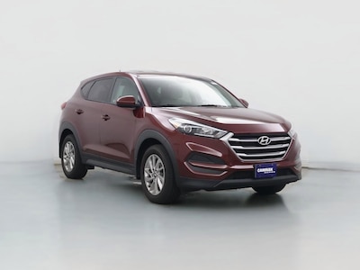Red 2017 Hyundai Tucson SE