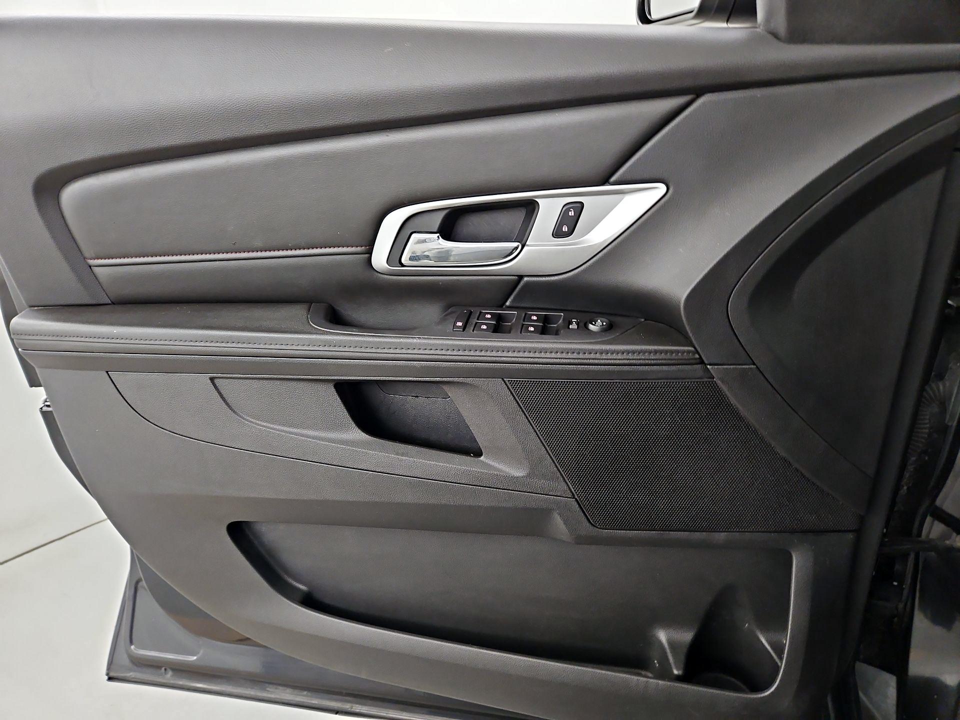 Thumbnail: 2016 GMC Terrain - 12