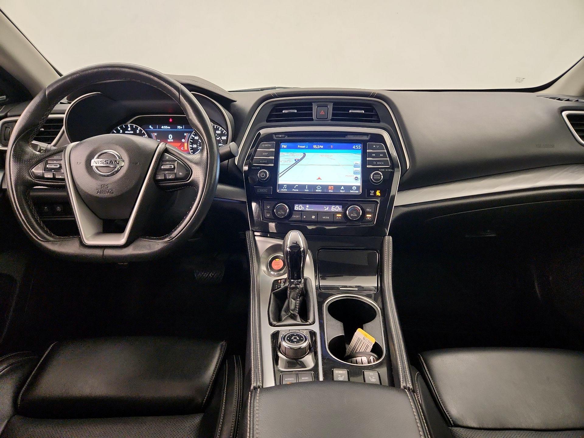 Thumbnail: 2017 Nissan Maxima - 9