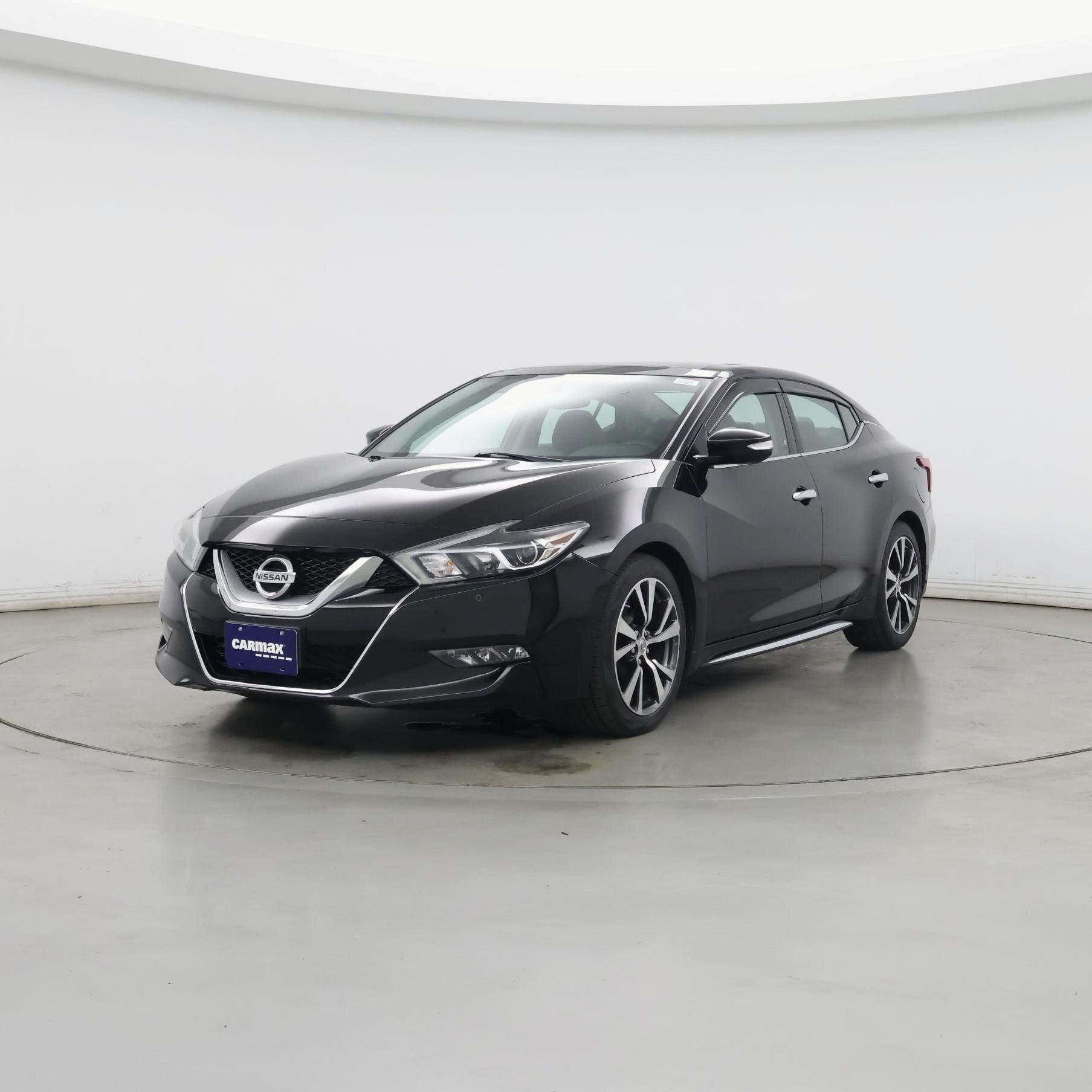 Thumbnail: 2017 Nissan Maxima - 4
