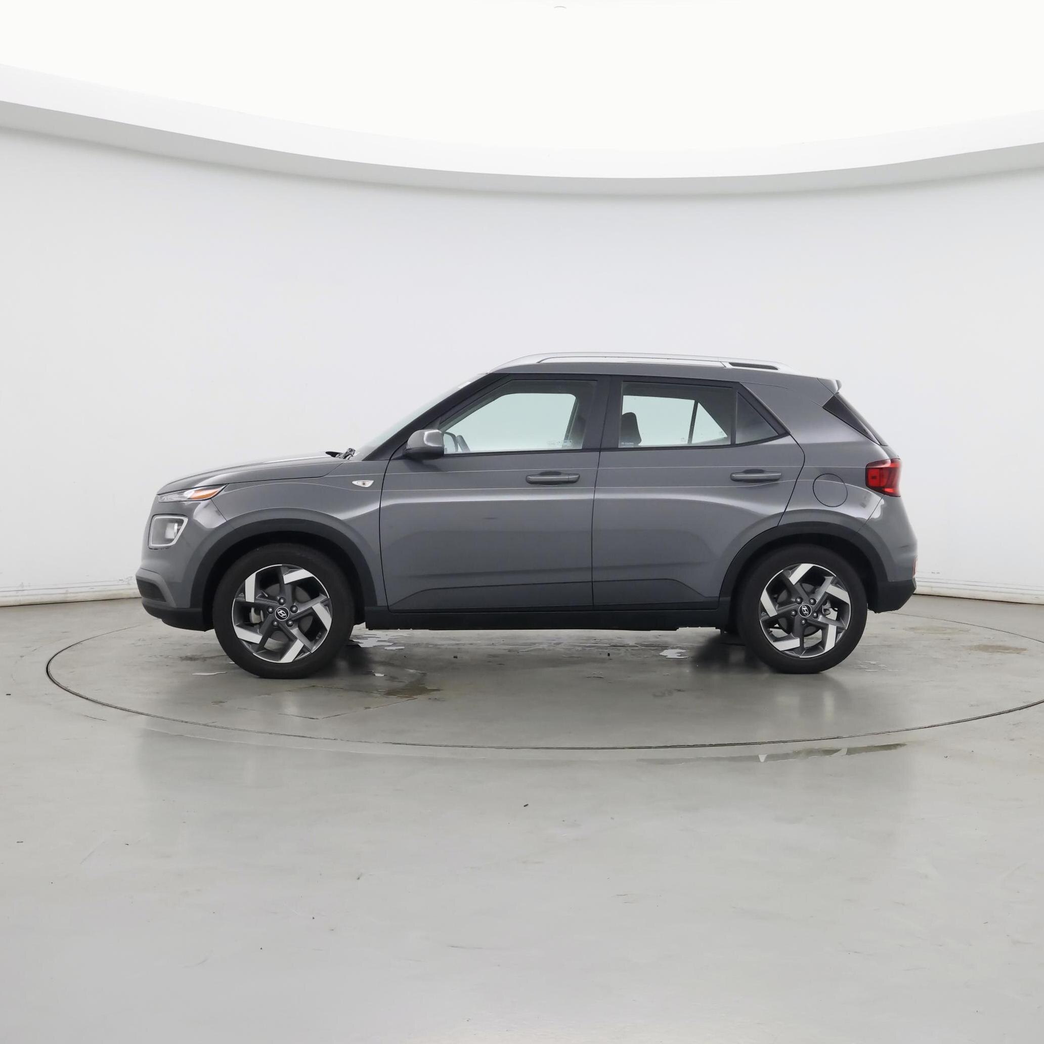 Thumbnail: 2021 Hyundai Venue - 3