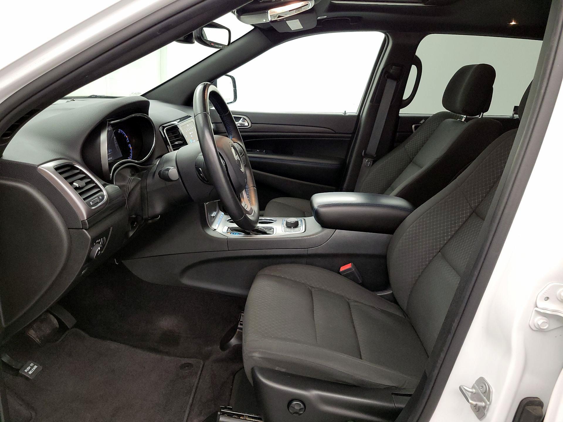Thumbnail: 2019 Jeep Grand Cherokee - 11