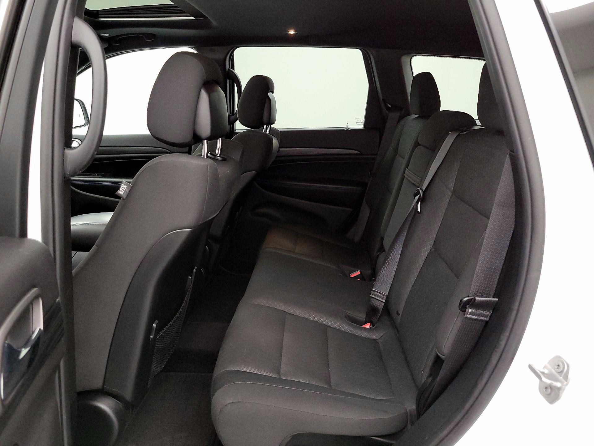 Thumbnail: 2019 Jeep Grand Cherokee - 20