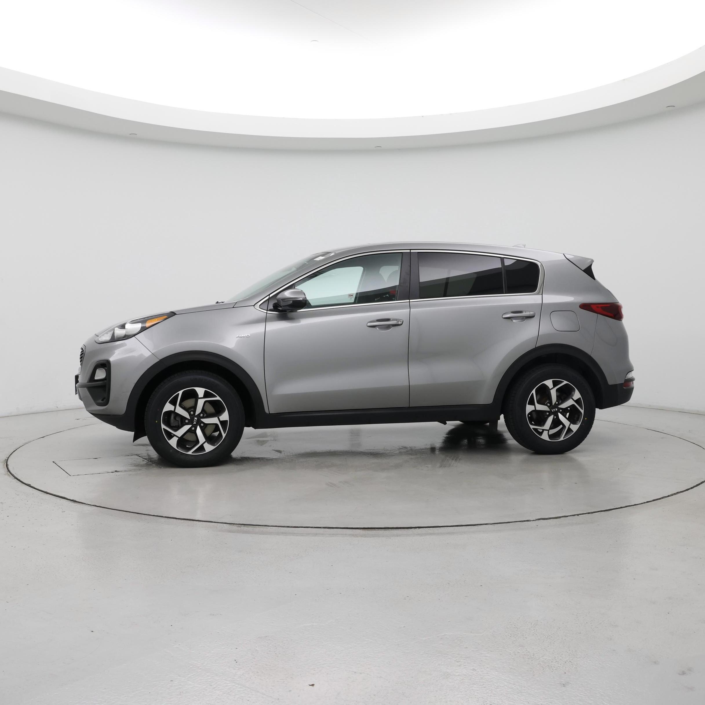 Thumbnail: 2020 Kia Sportage - 3