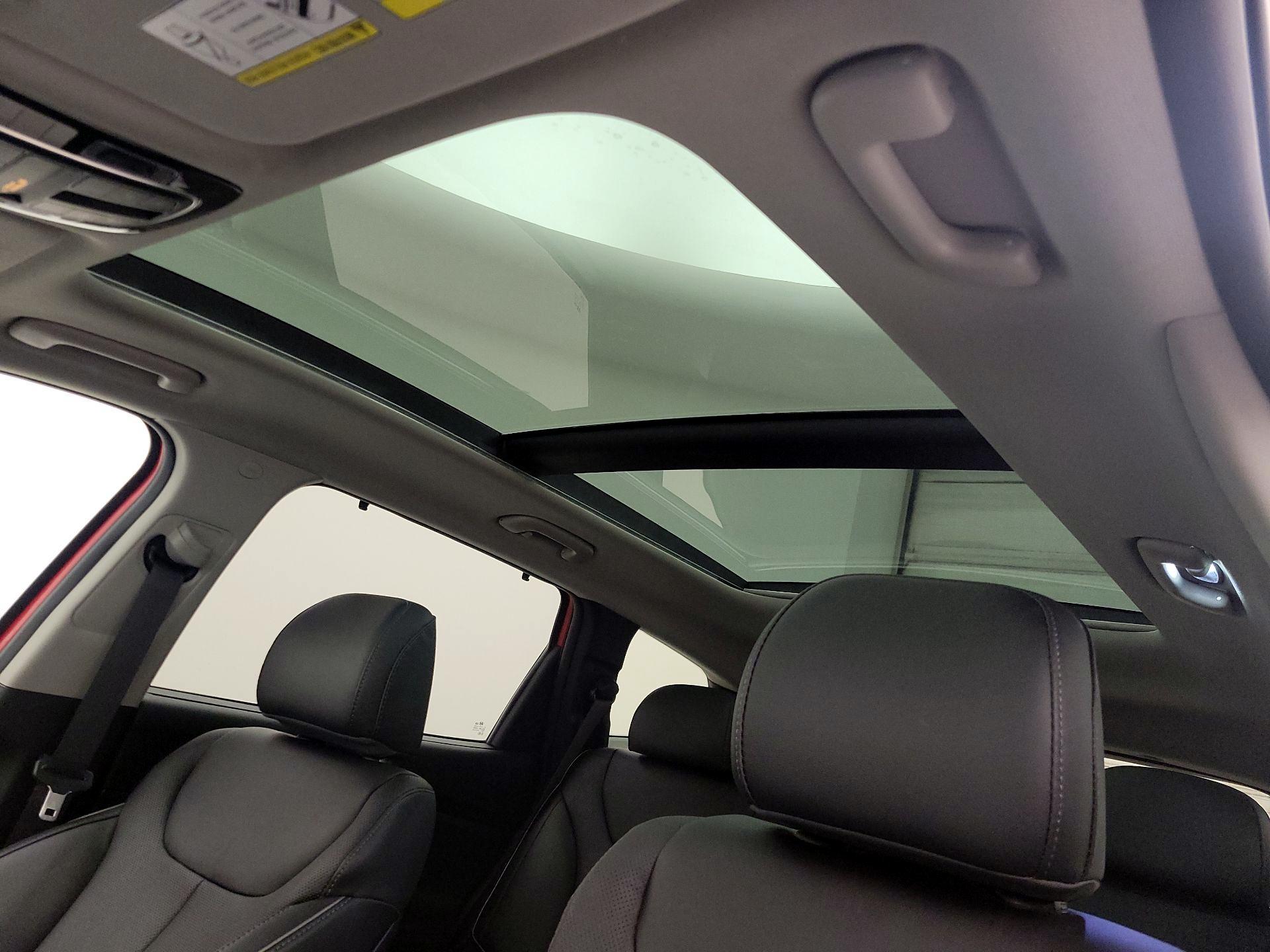 Thumbnail: 2022 Hyundai Santa Fe - 20