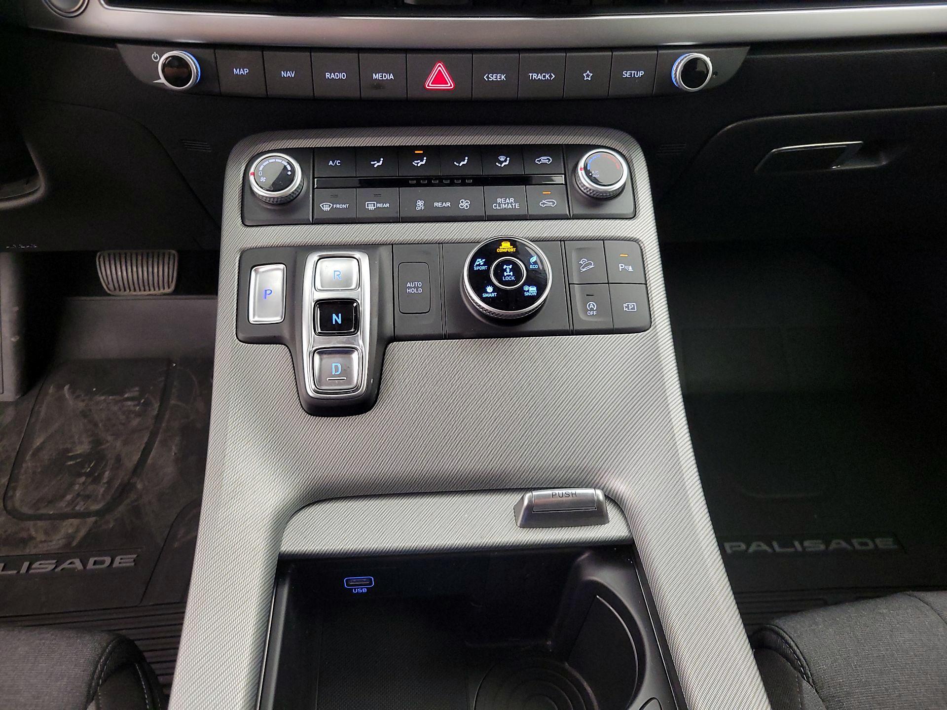 Thumbnail: 2023 Hyundai Palisade - 18