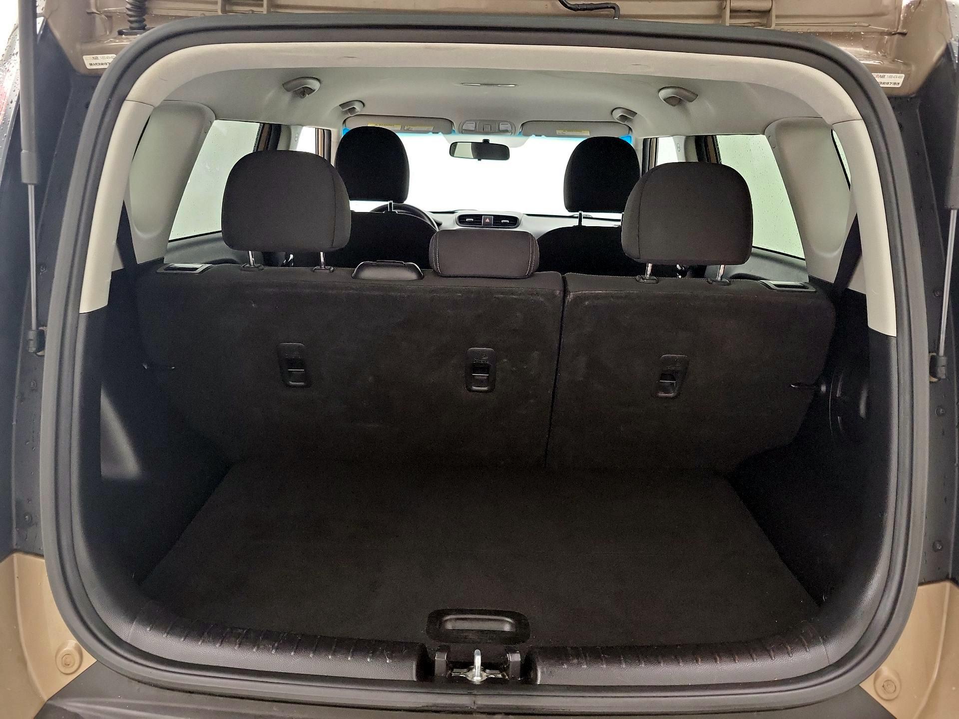 Thumbnail: 2014 Kia Soul - 19