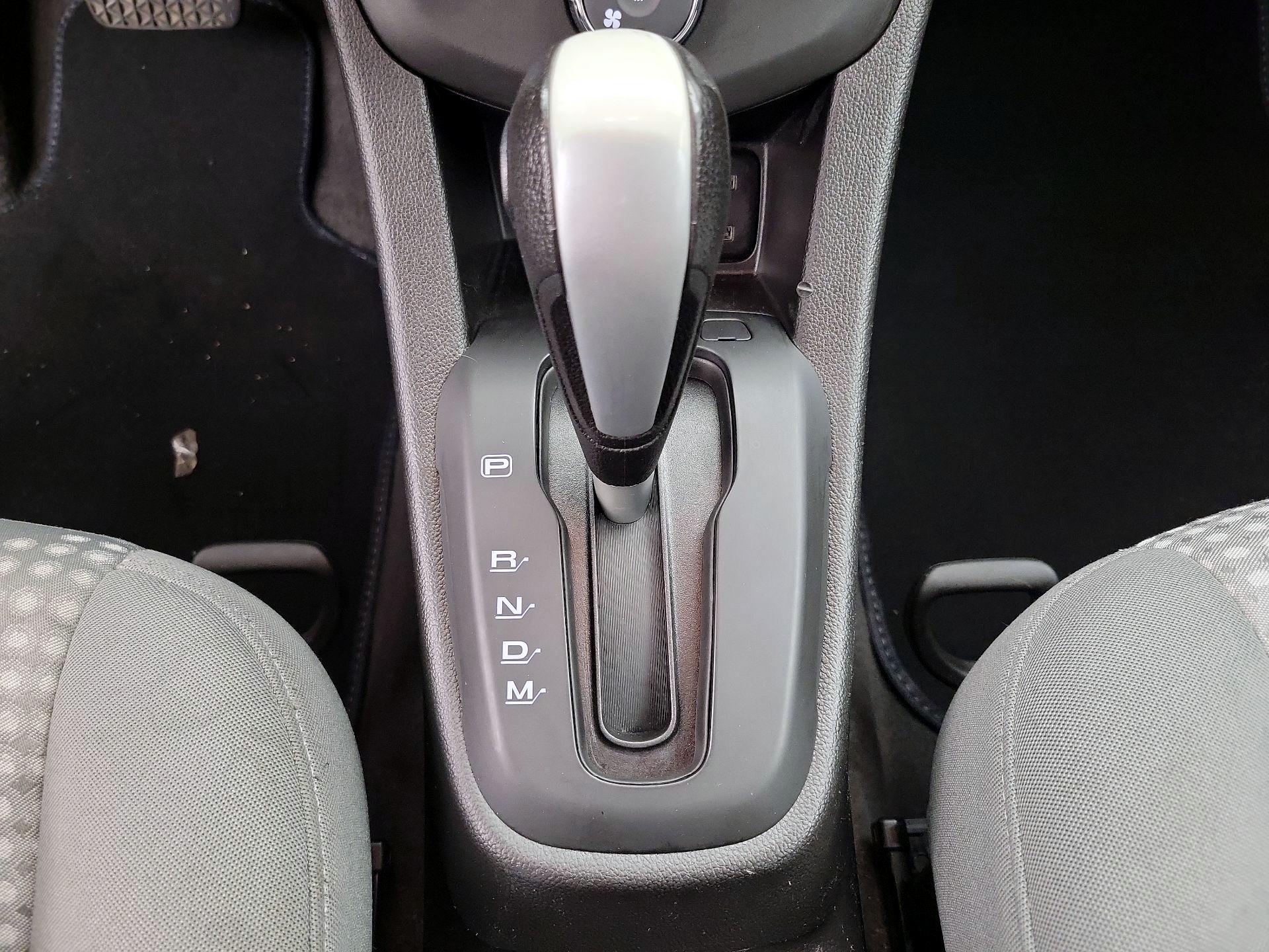 Thumbnail: 2020 Chevrolet Sonic - 17