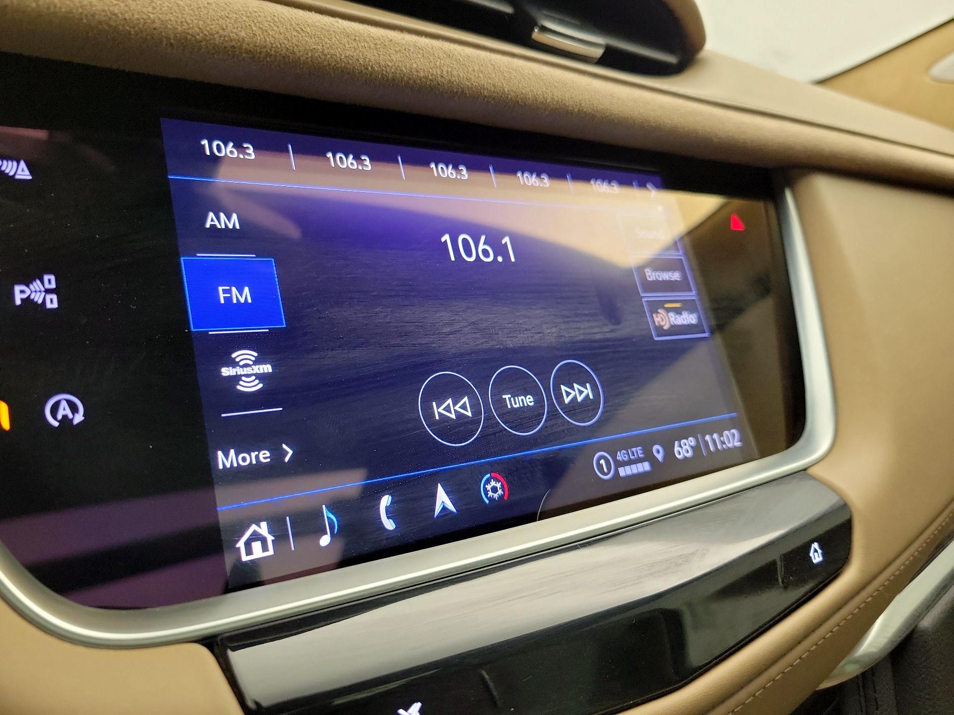 Thumbnail: 2022 Cadillac XT5 - 15