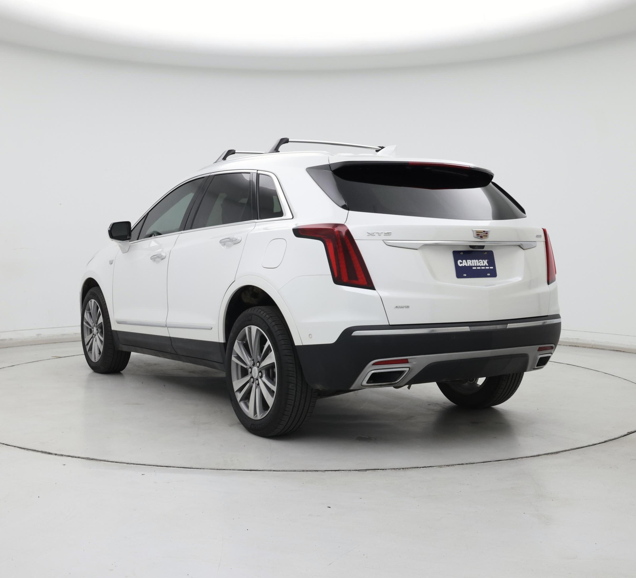 Thumbnail: 2022 Cadillac XT5 - 2