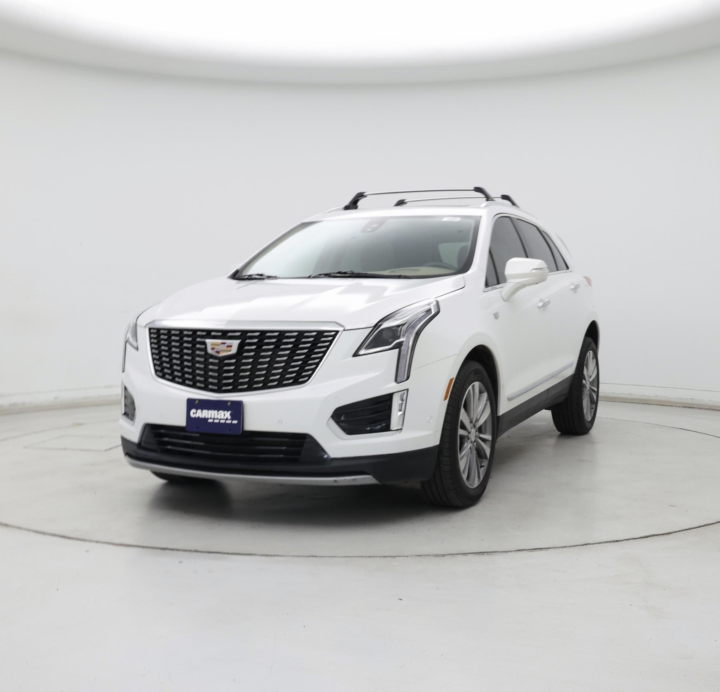 Thumbnail: 2022 Cadillac XT5 - 4