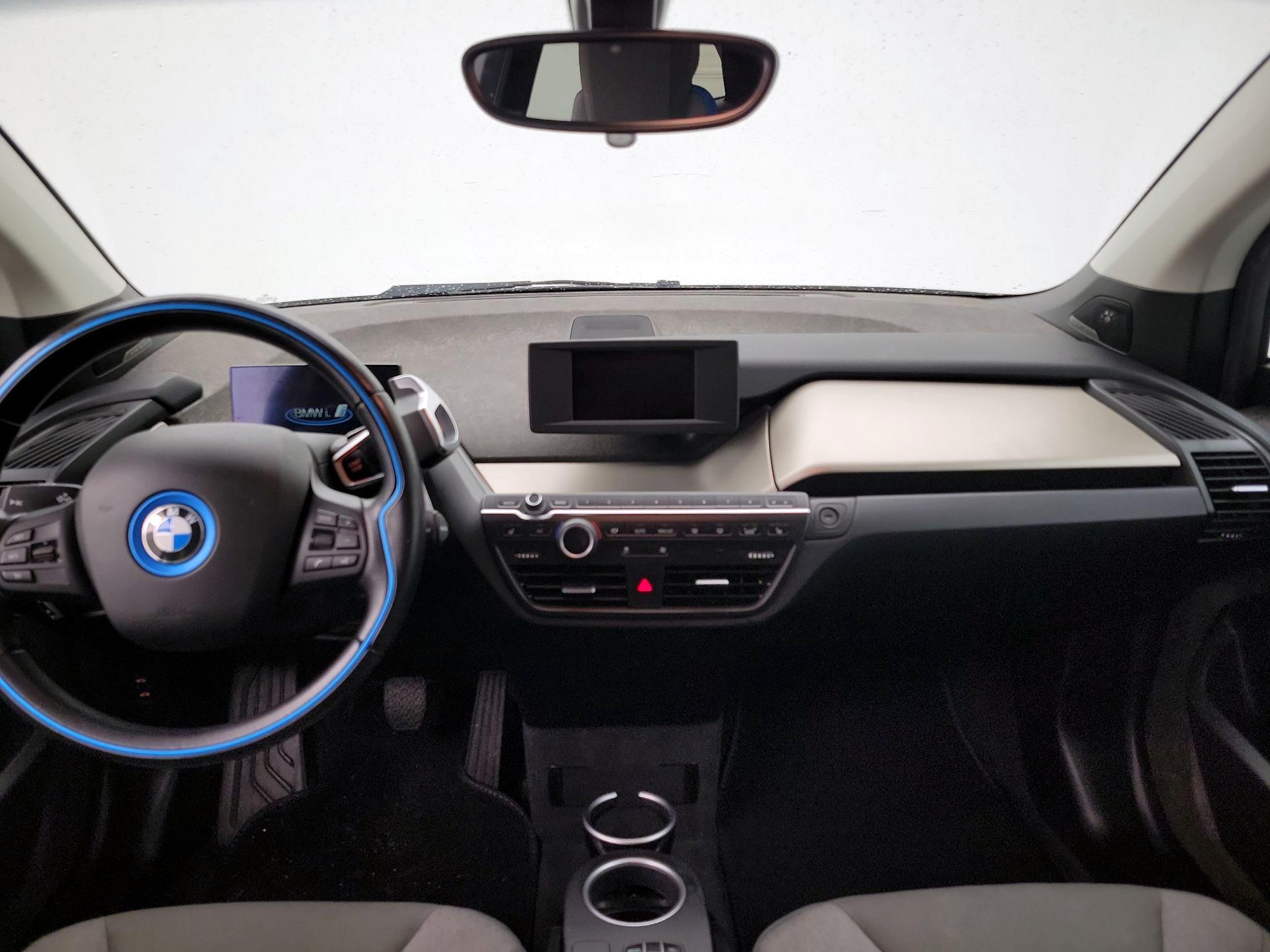 Thumbnail: 2017 BMW i3 - 9
