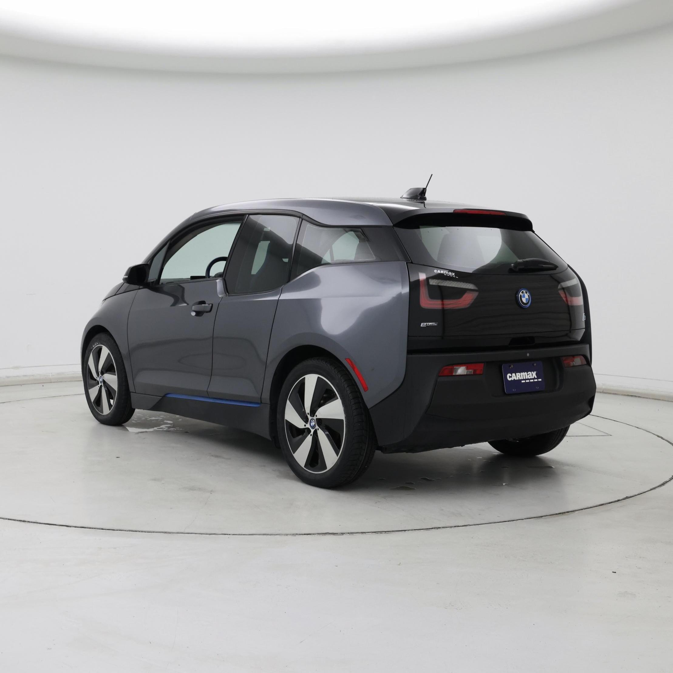 Thumbnail: 2017 BMW i3 - 2