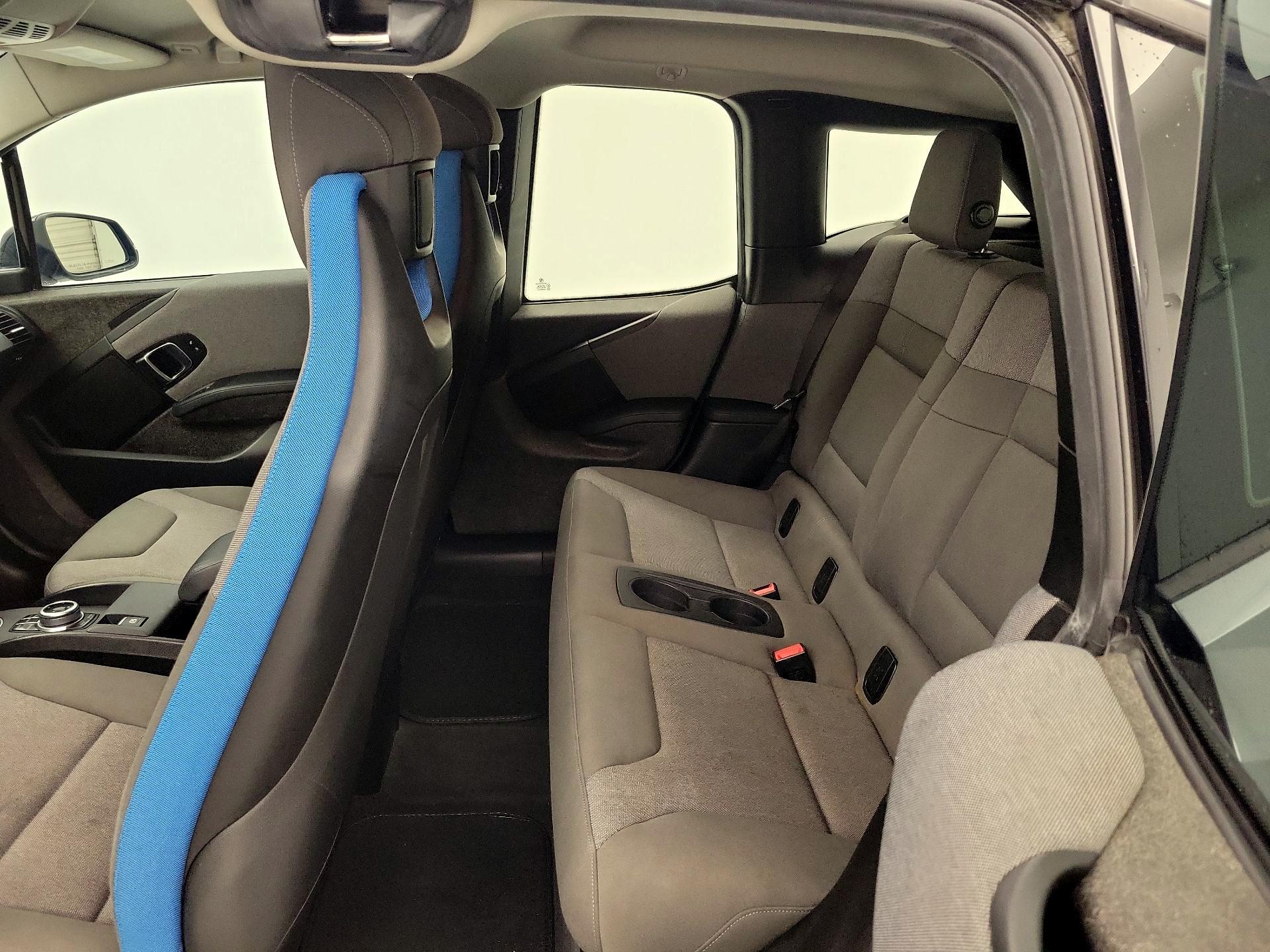 Thumbnail: 2017 BMW i3 - 19