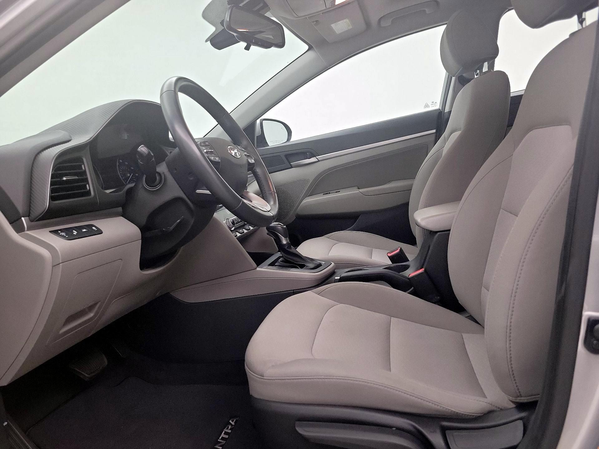 Thumbnail: 2020 Hyundai Elantra - 11