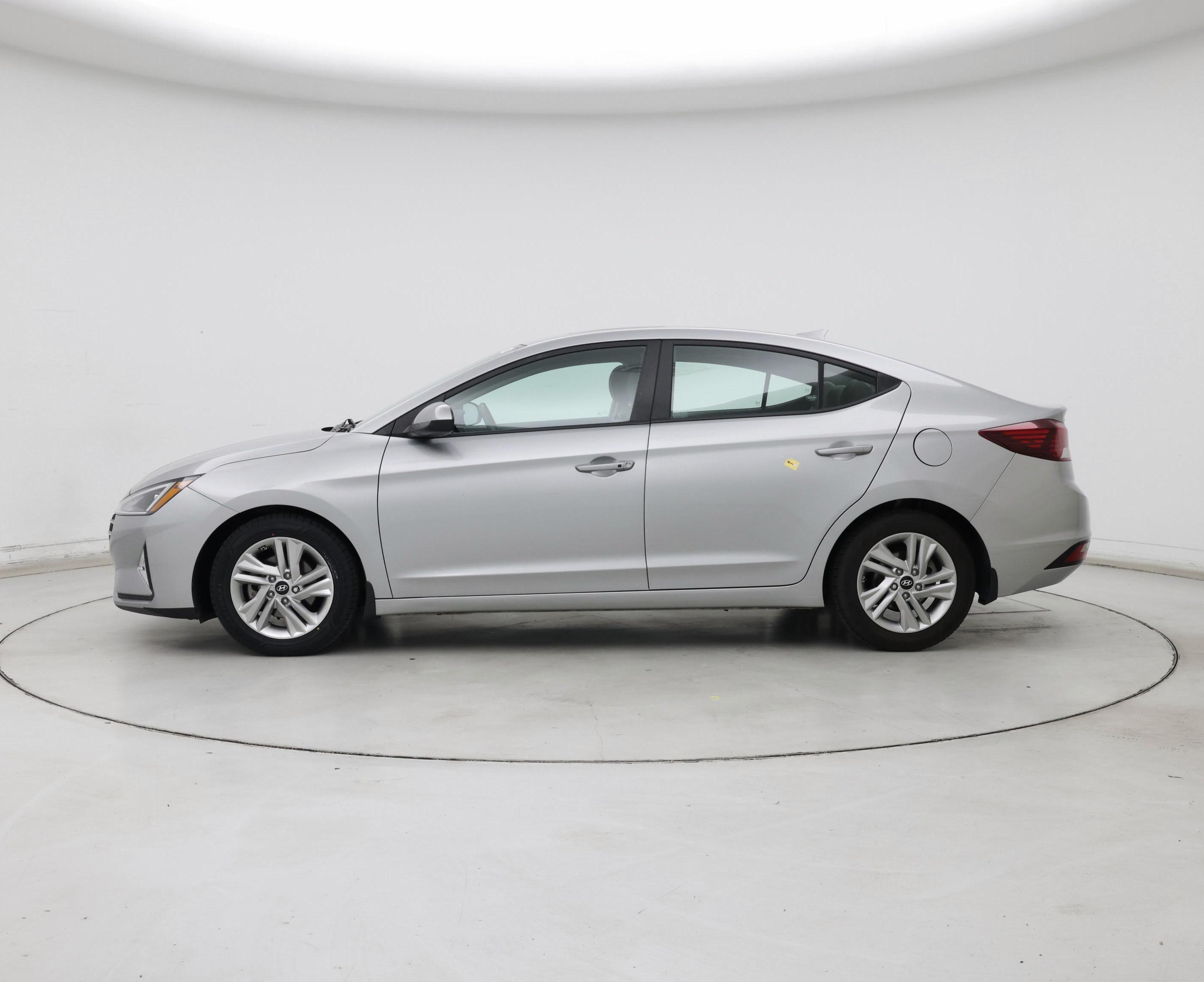 Thumbnail: 2020 Hyundai Elantra - 3