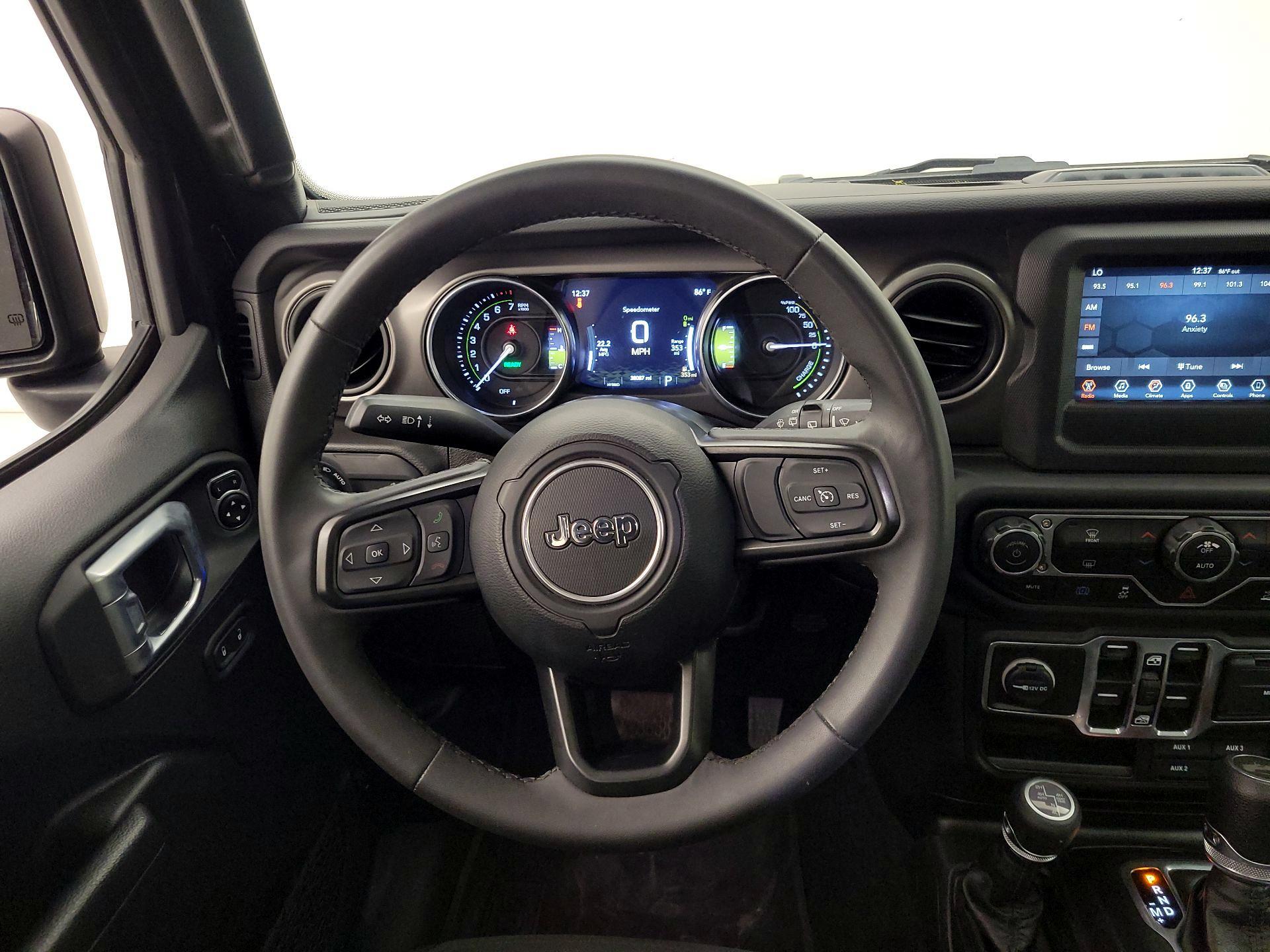 Thumbnail: 2023 Jeep Wrangler - 10